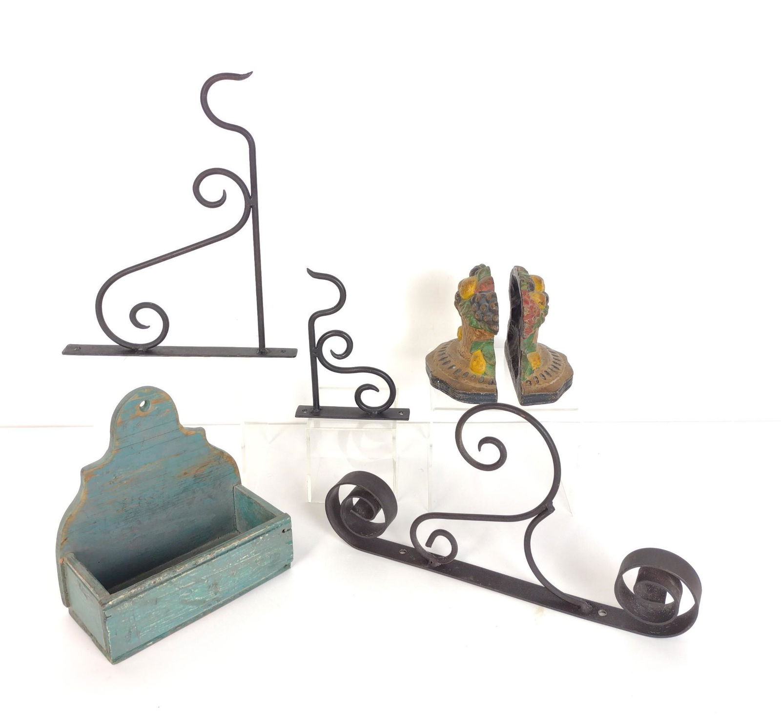6 Pcs Household Incl Cast Iron Fruit Basket Bookends (1 of 3)