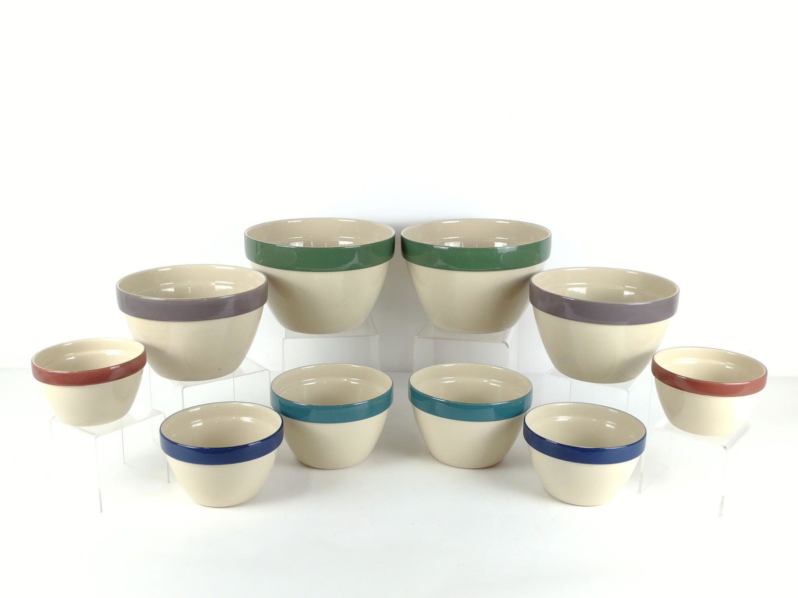 10 Stoneware Nesting Bowls (1 of 7)