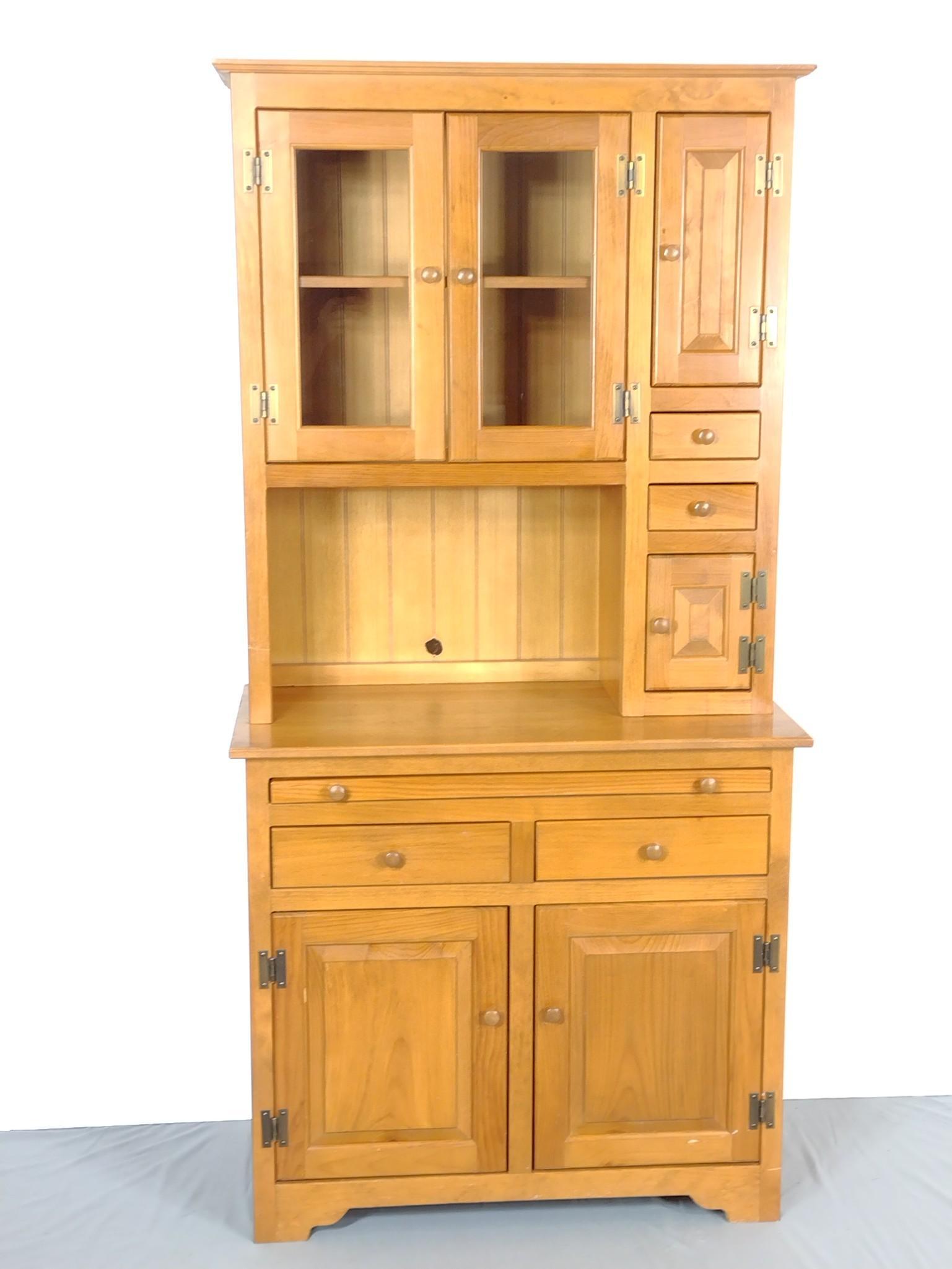 Pine Kitchen Cabinet (1 of 5)