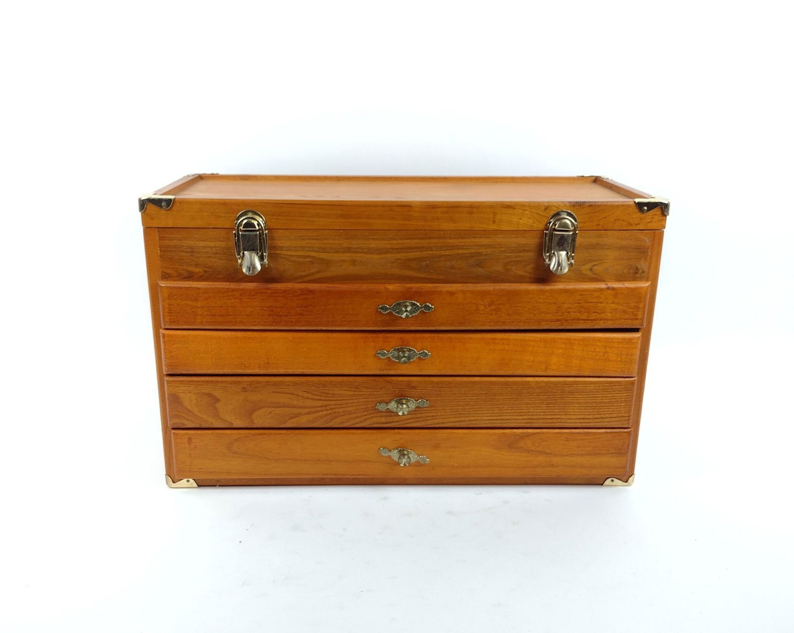 Wooden Tool Chest (1 of 8)
