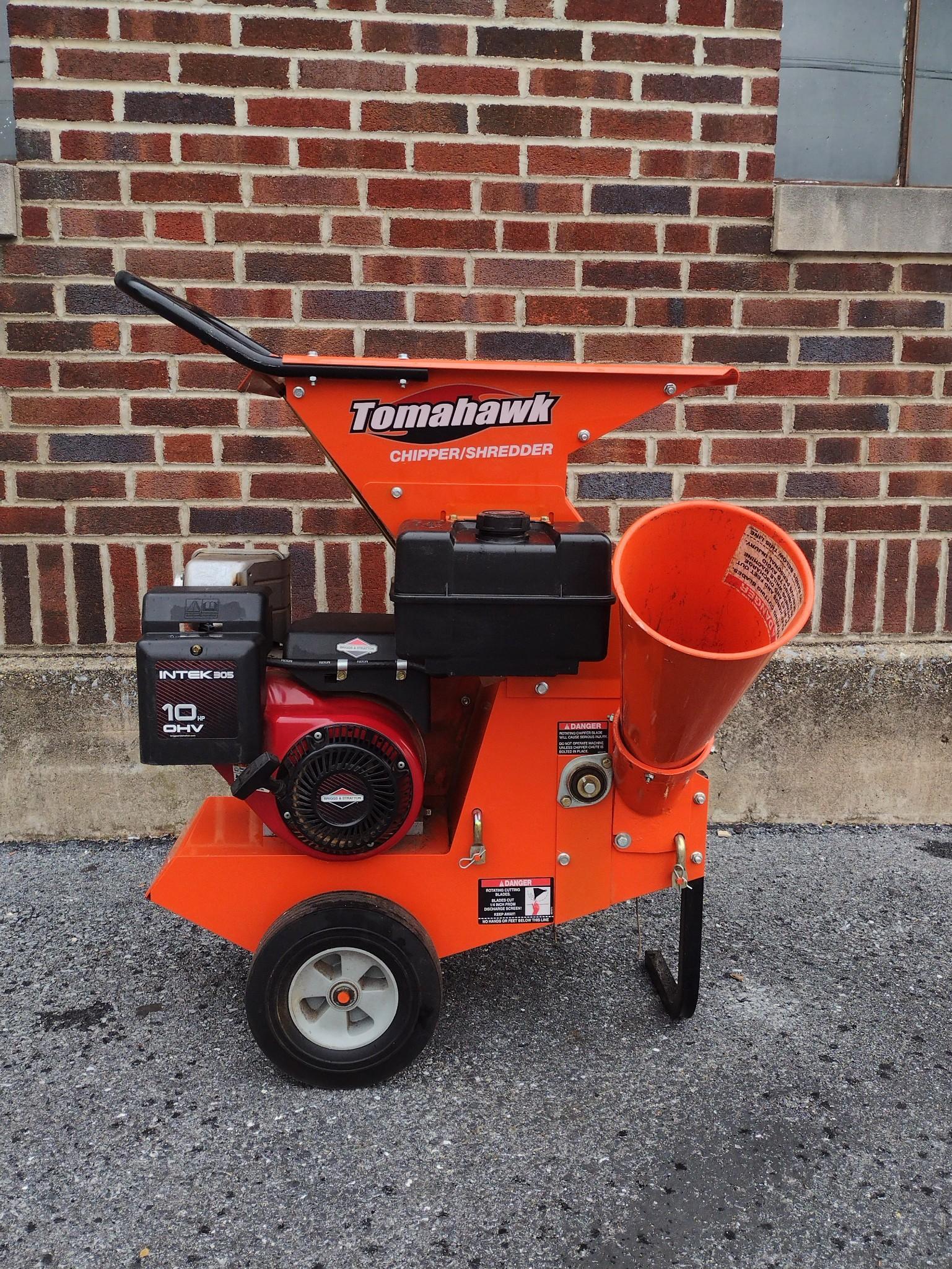 Tomahawk Chipper/Shredder (1 of 6)