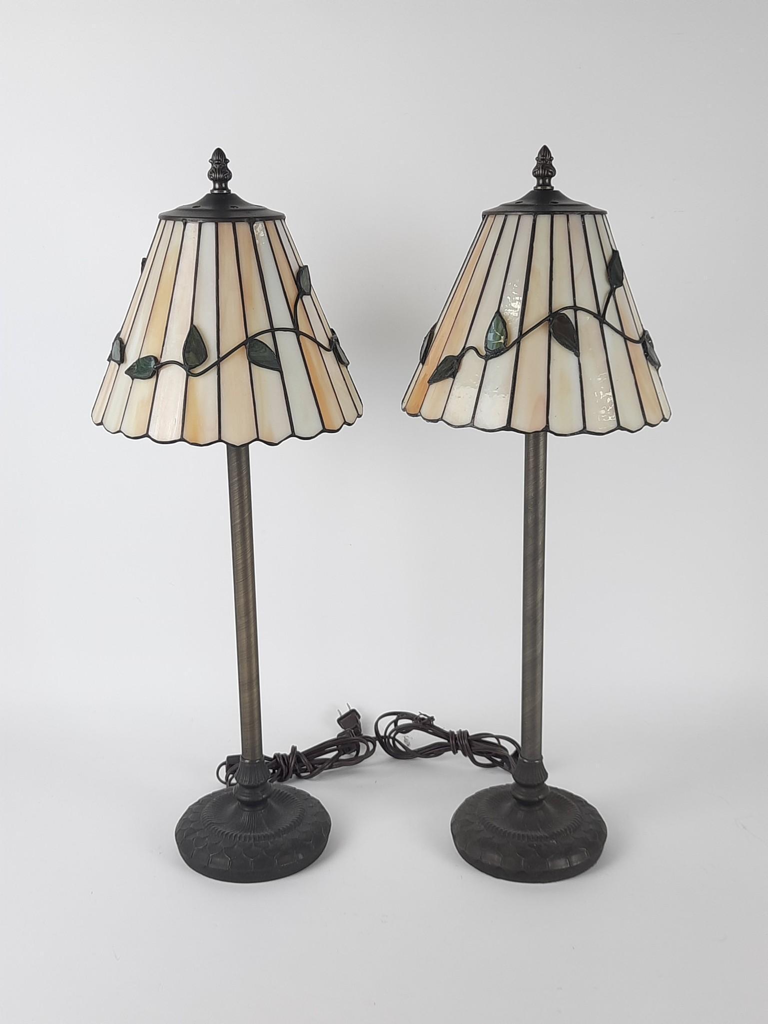 Pr Leaf Pattern Table Lamps (1 of 2)