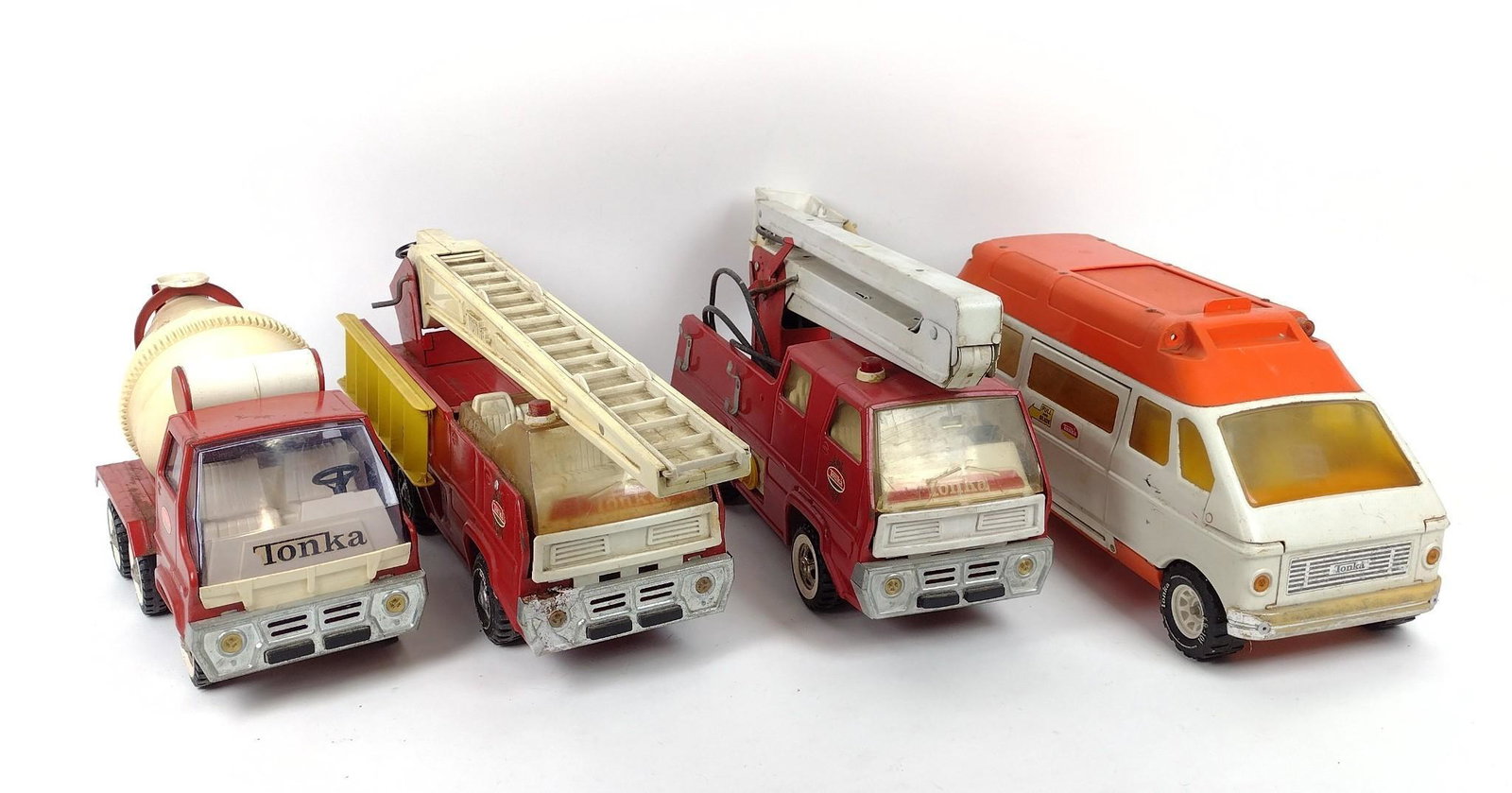 4 Tonka Trucks (1 of 5)