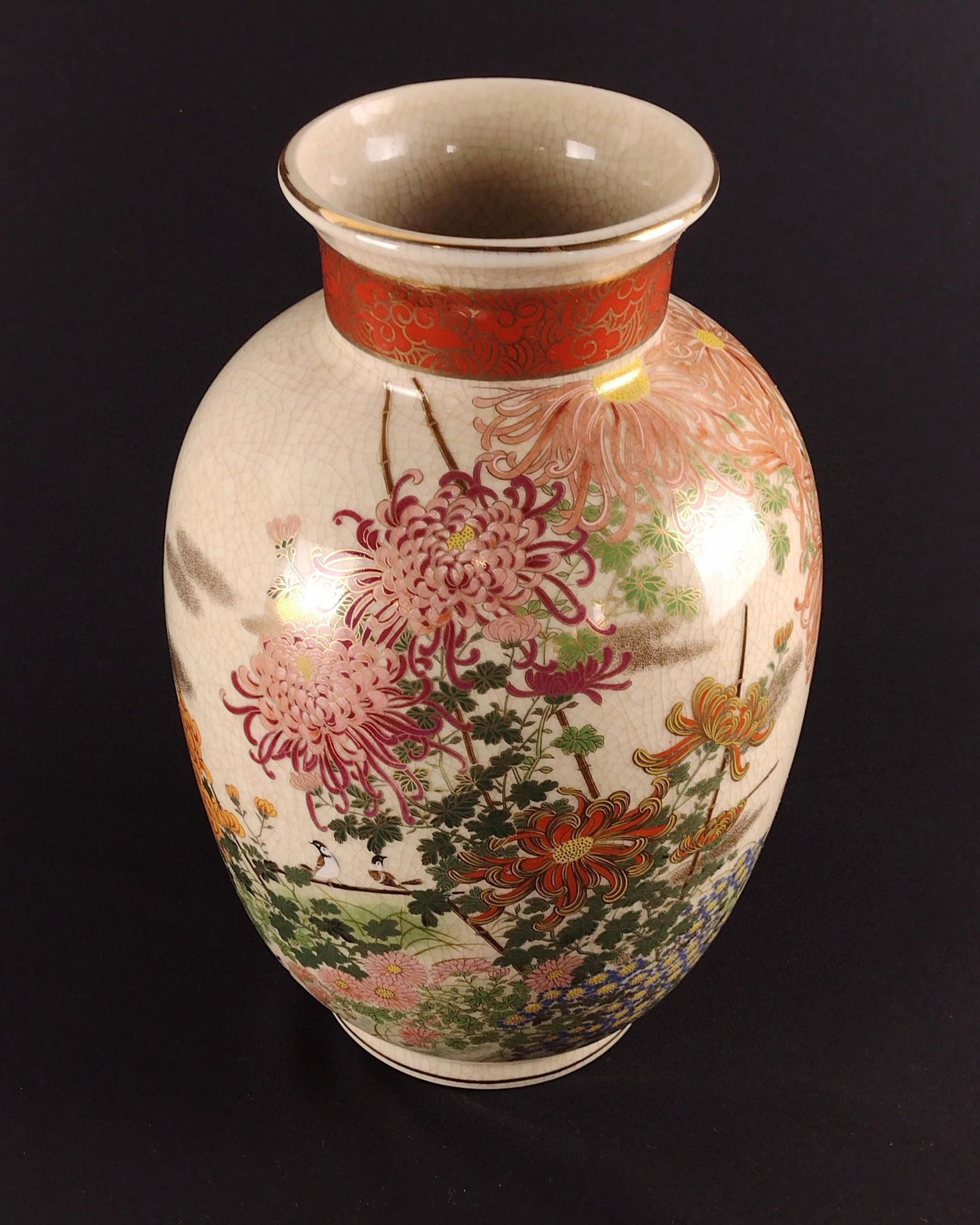 12" Floral Satsuma Vase (1 of 3)