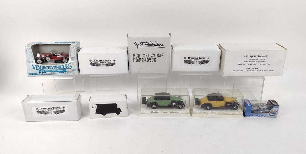 10 Die Cast Cars (0446) on Aug 20, 2022 Cordier Auctions