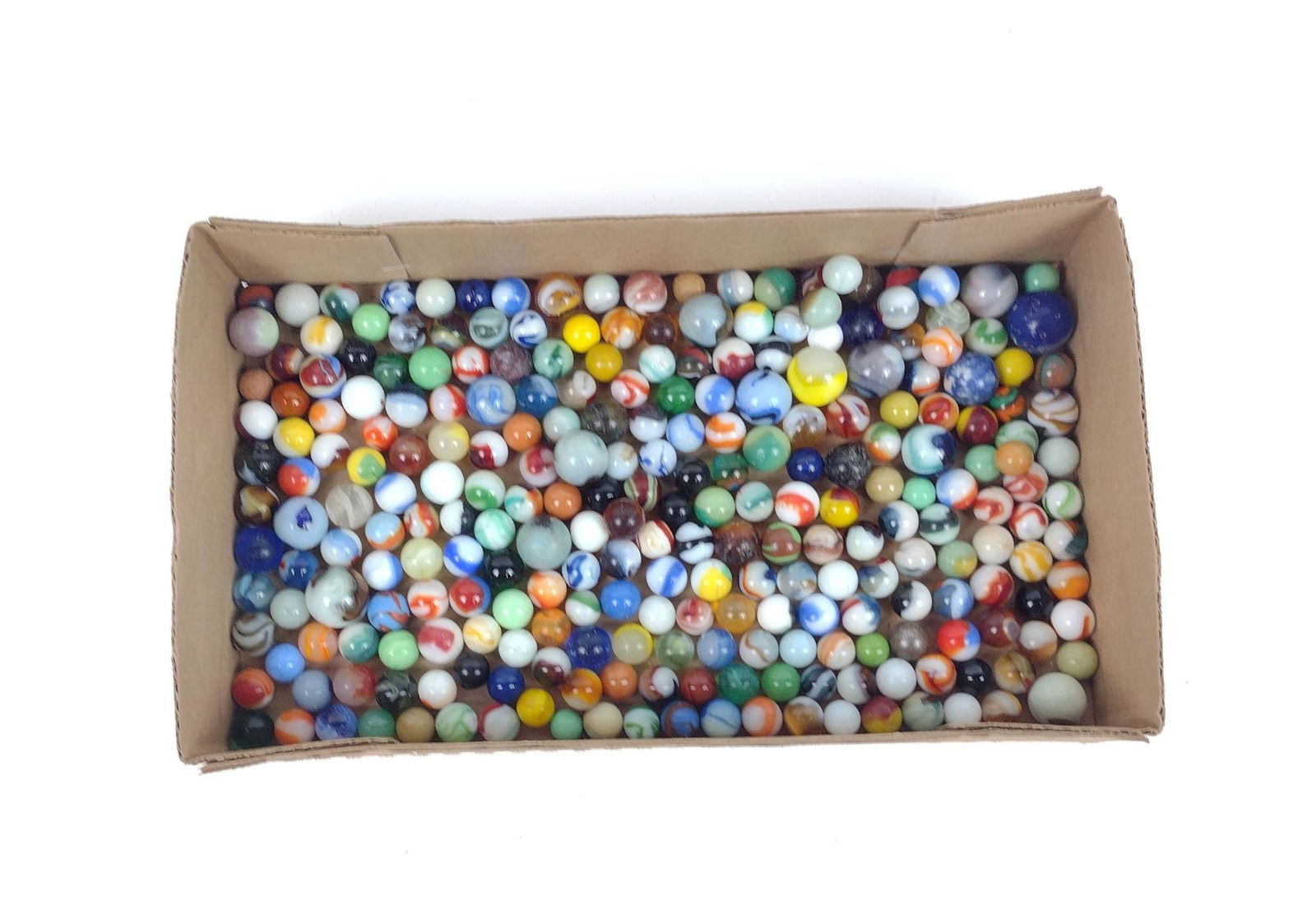 257 Vintage Marbles: 1/2" to 1" diameter. MEG IMPORTANT: Before bidding, please read the terms and conditions. When you registered for the auction you agreed to these terms and will be required to comply with them.