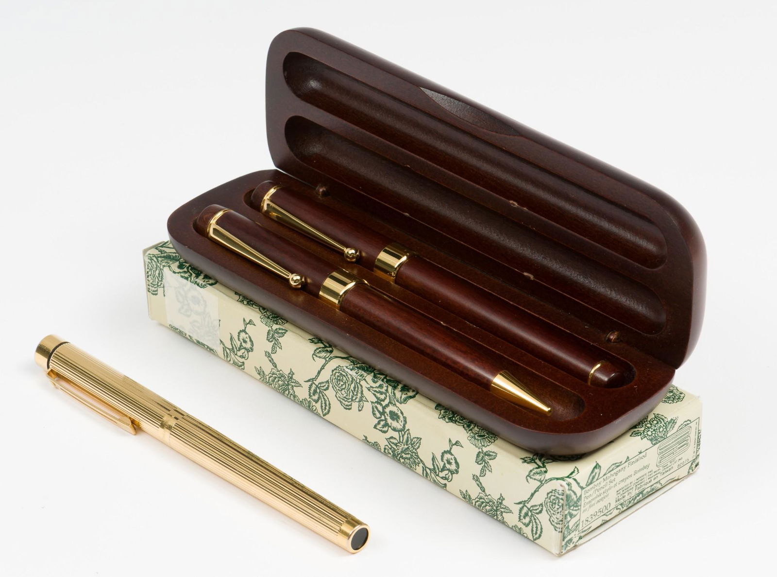 Bombay Pen/Pencil Set & Sheaffer Fountain Pen (1 of 12)
