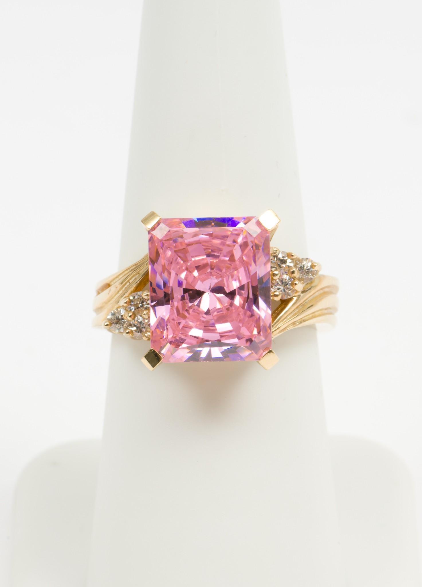 10K Gold & CZ Ring (1 of 3)