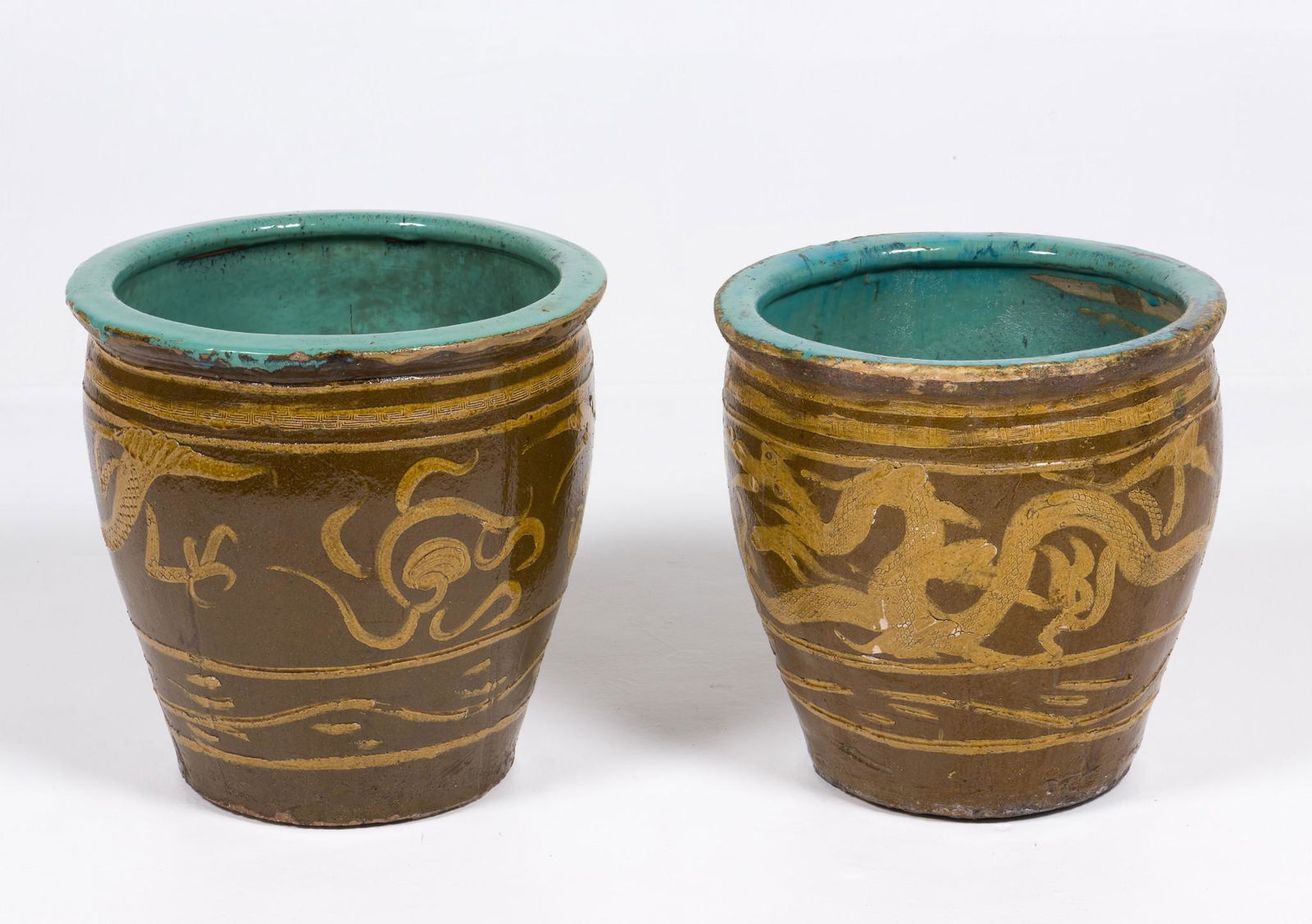 Pair of Chinese Ceramic Egg Pots (1 of 10)