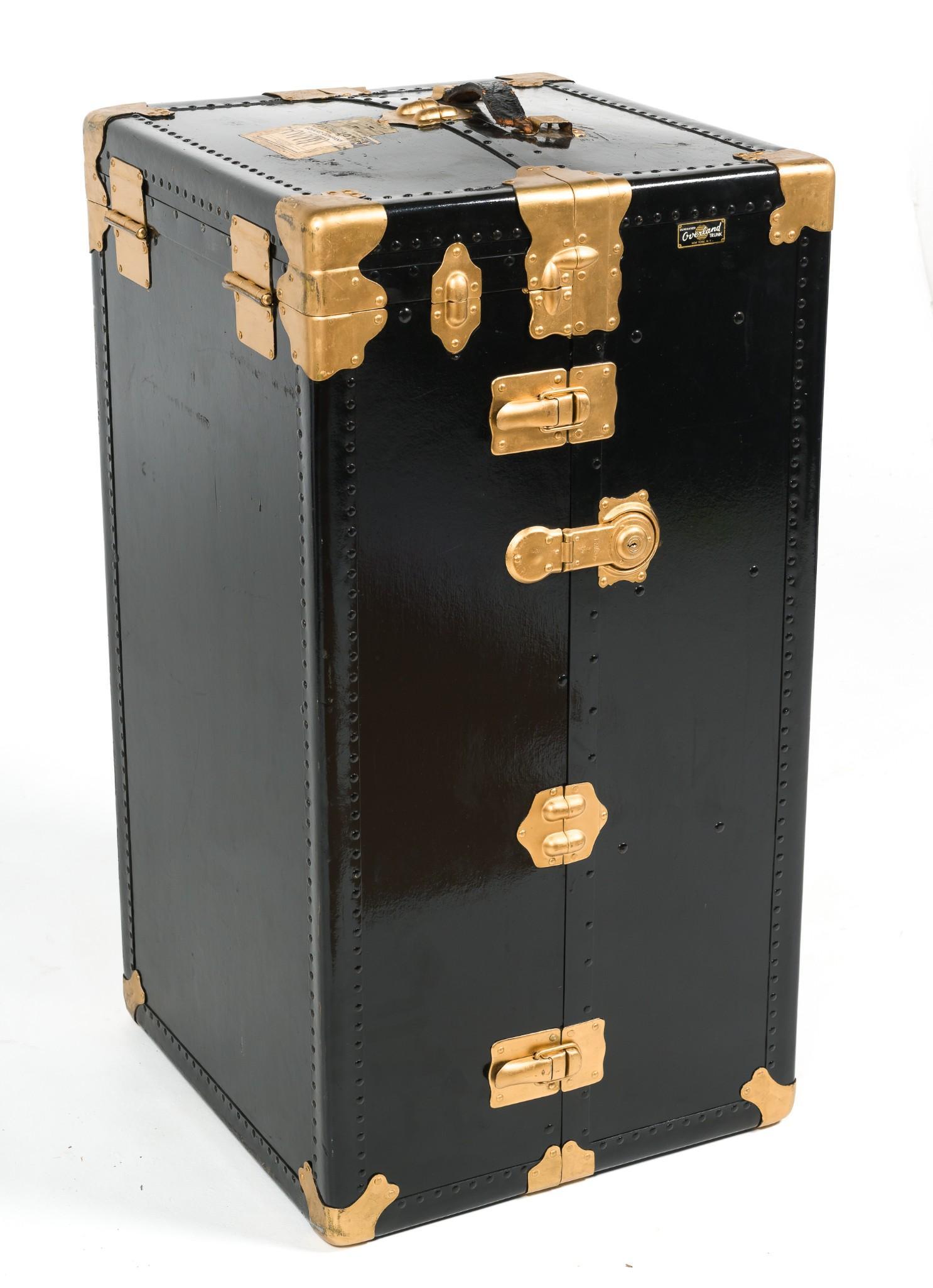 New York Overland Steamer Trunk, Restored (1 of 13)