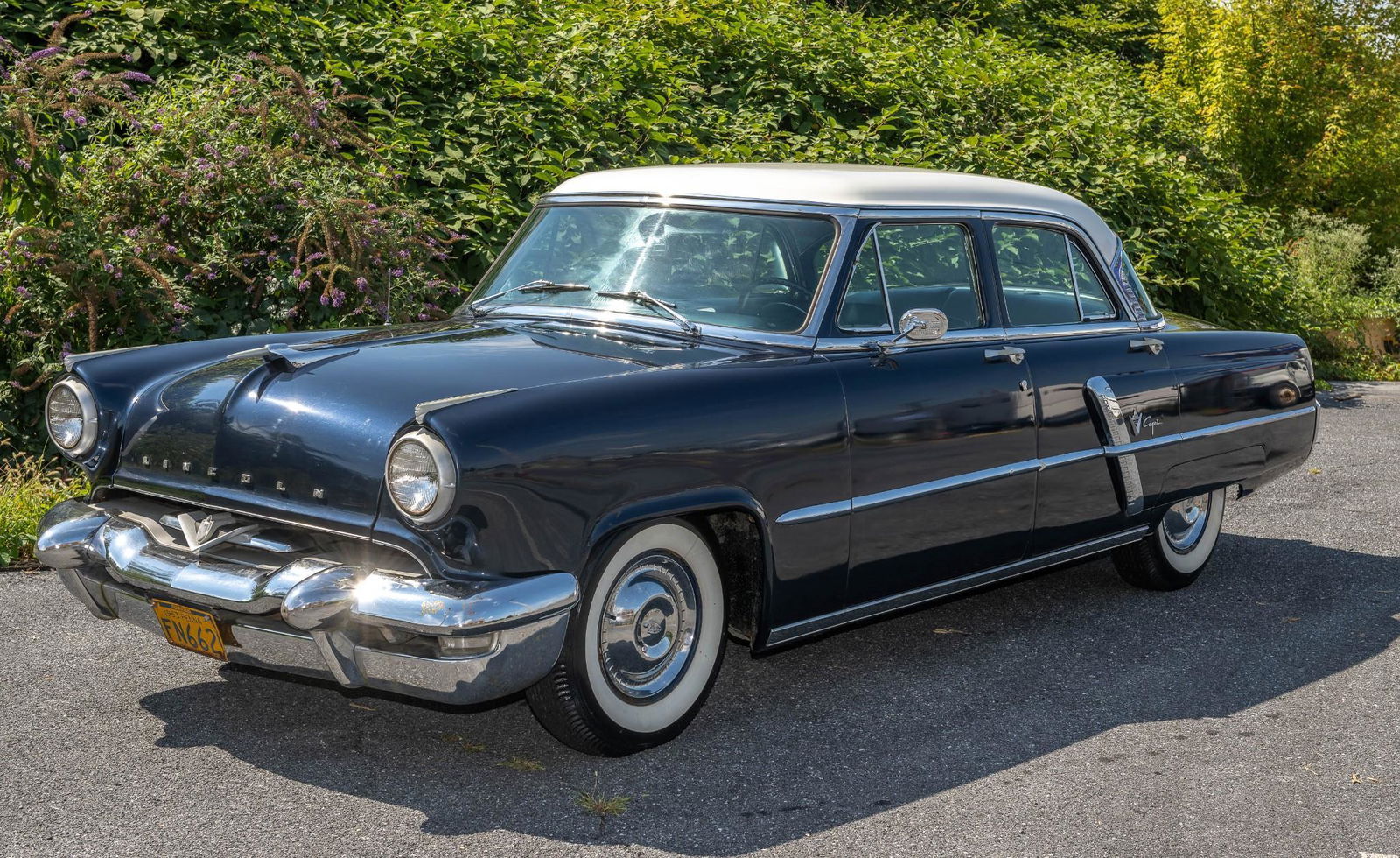 1953 Lincoln Capri Sedan (1 of 20)