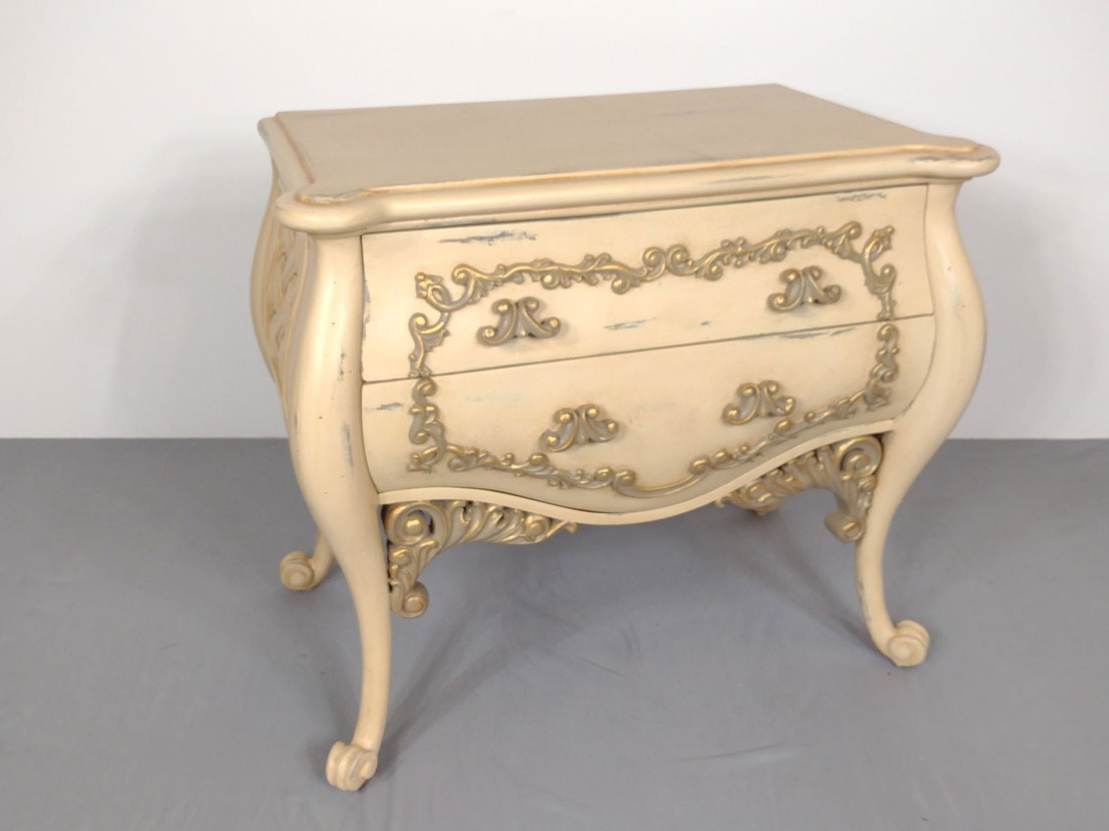 Two Drawer Bombay Chest (1 of 6)