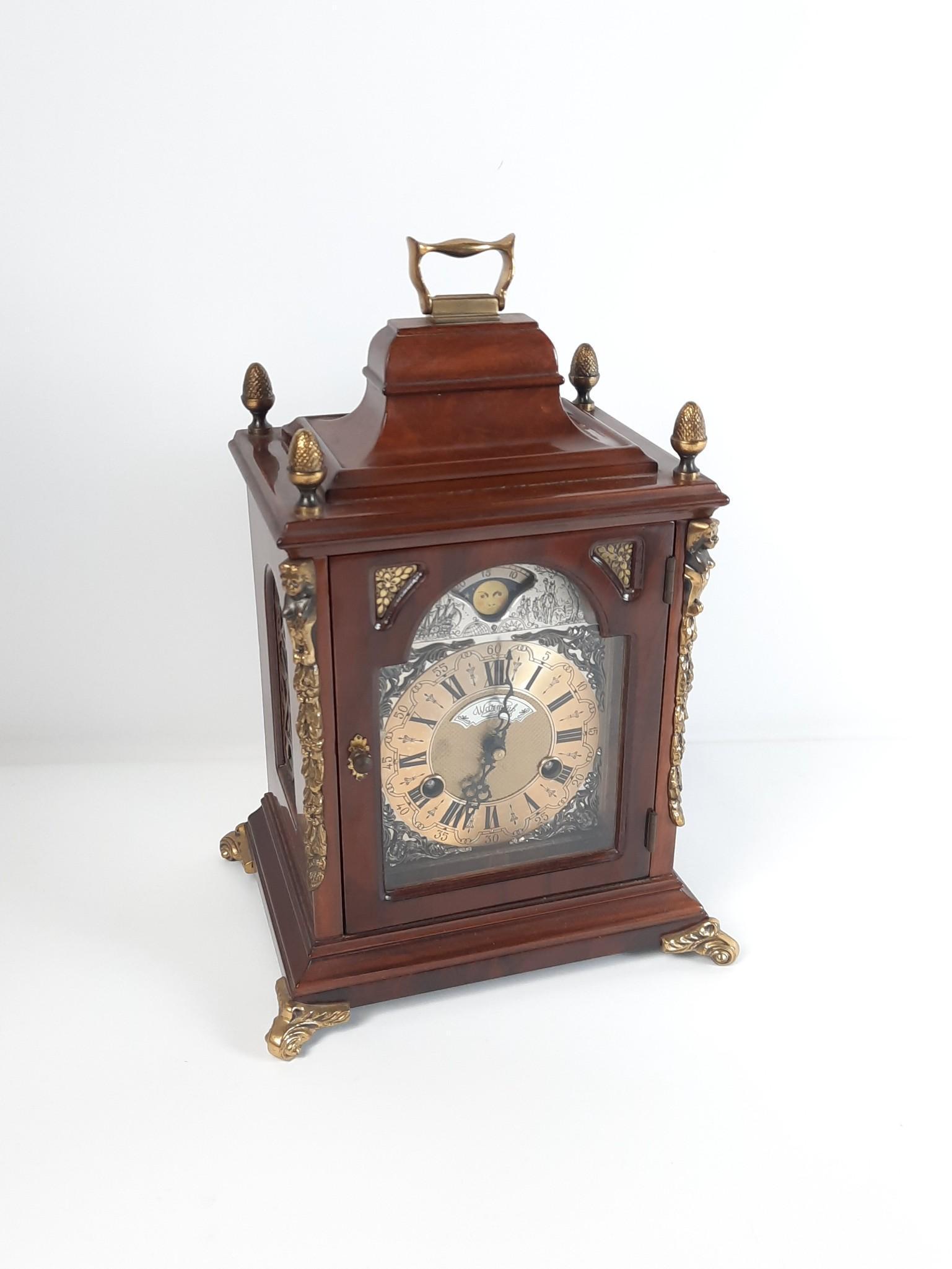 John Warmink Wuba Mantel Clock (1 of 7)