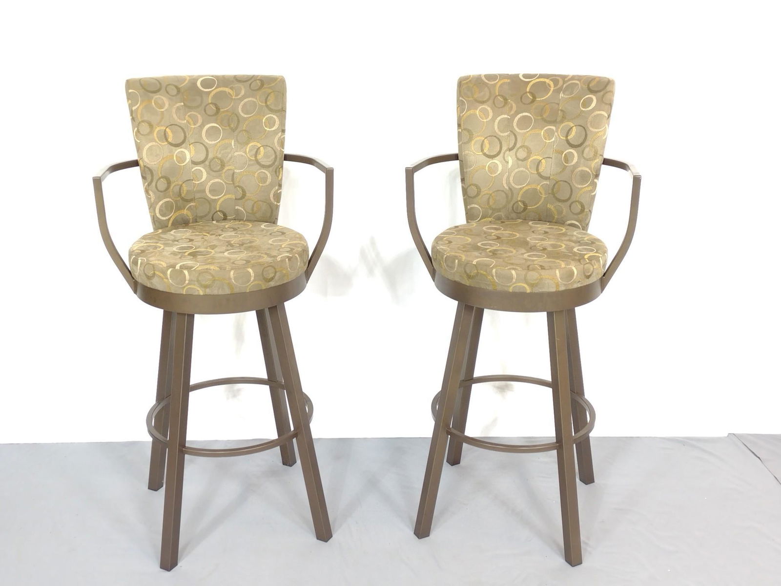 2 Amisco Industries Bar Stools (1 of 4)
