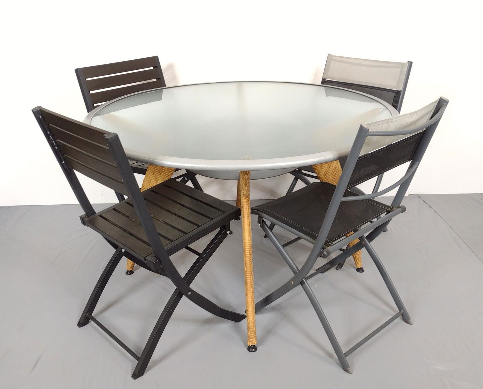 Round Glass Top Outdoor Table With 4 Folding Chairs (1 of 9)