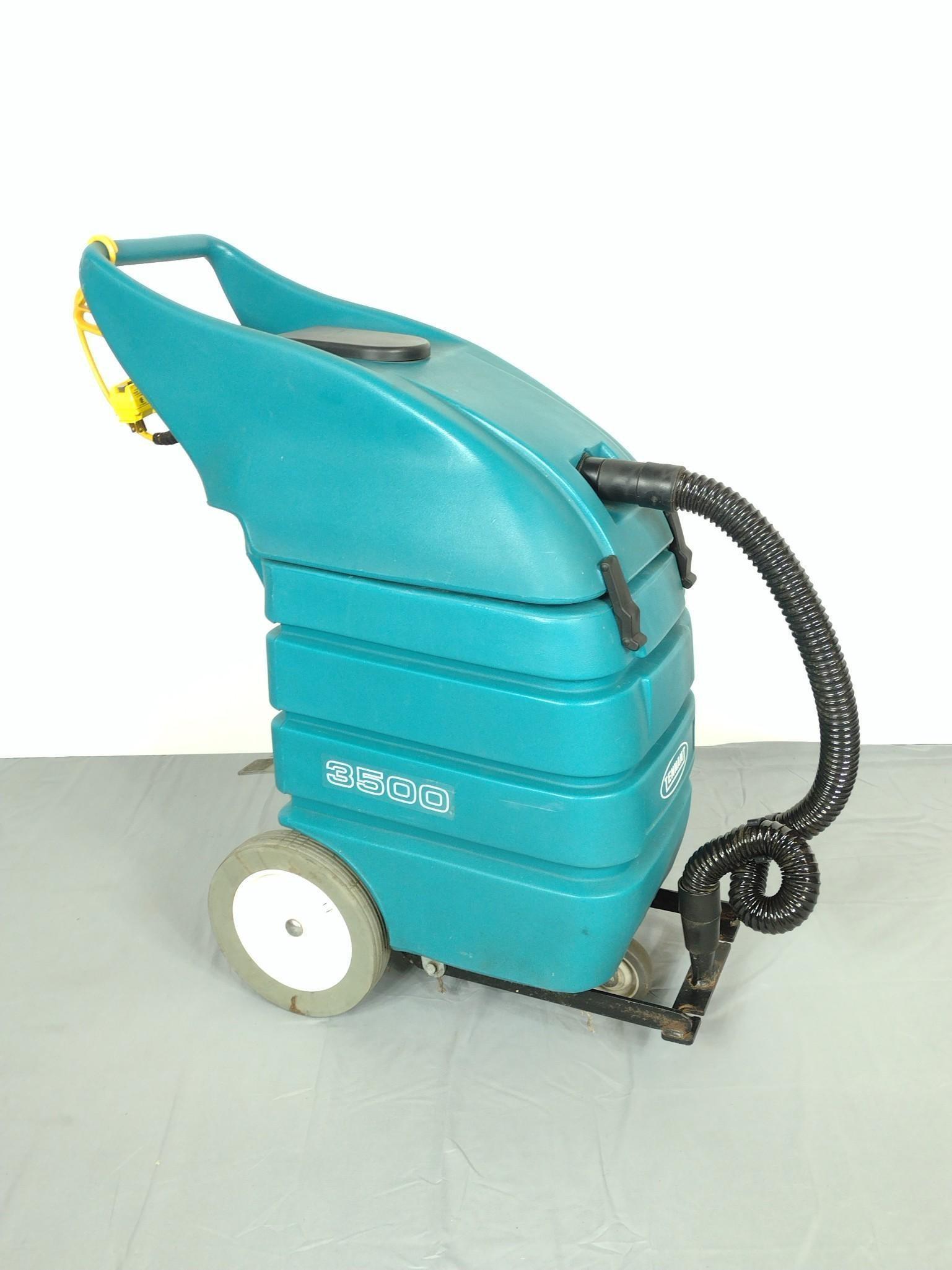 Tennant 16 Gallon Wet/Dry Vaccum (1 of 5)