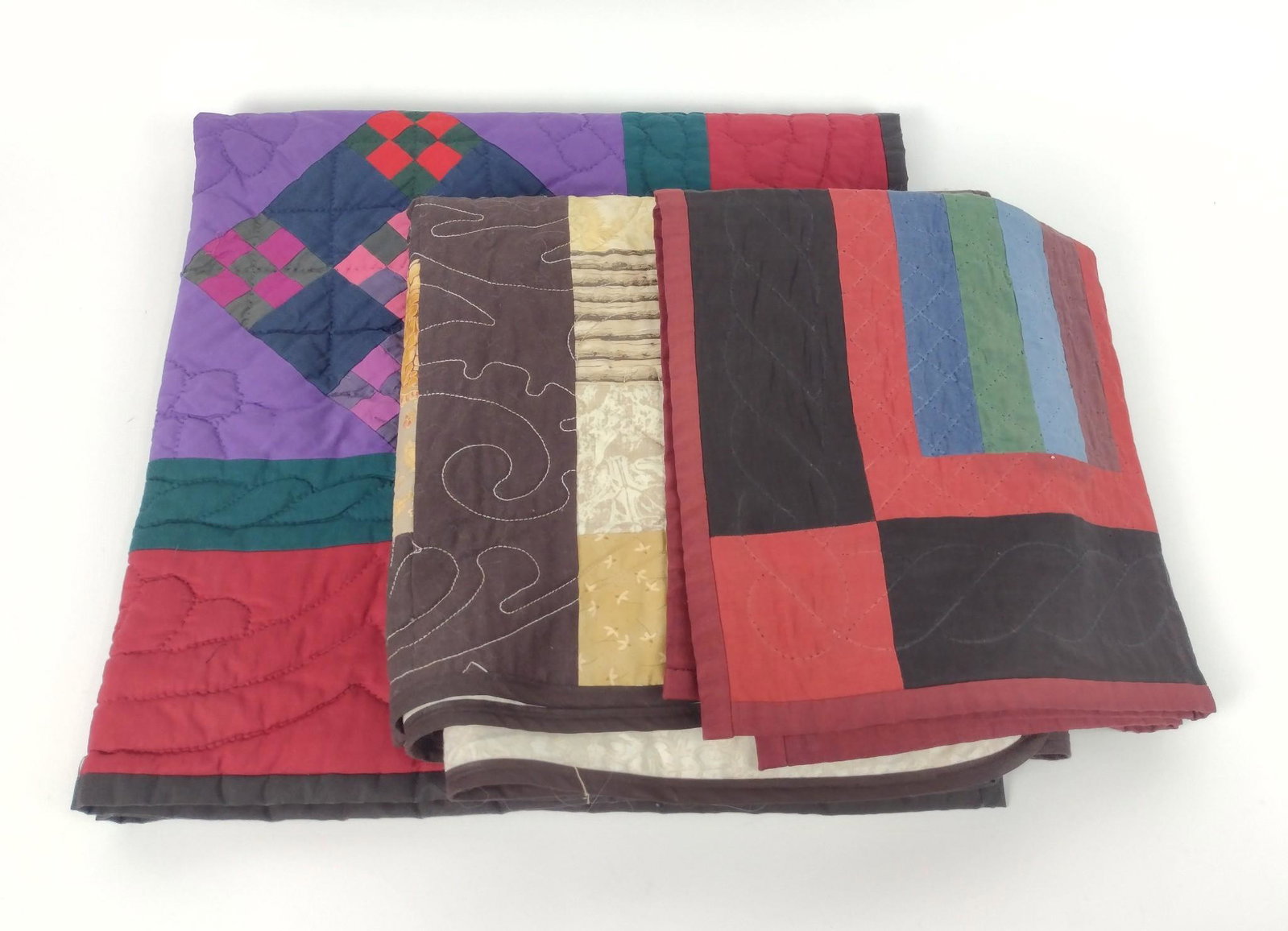 3 Joan Hankey Wall Hangings and Blanket: Gettysburg, PA. 23-1/2" to 54-3/4" wide X 24-1/2" to 54" long. (1' to 4-1/2' wide X 2' to 4' long). Some wear from use. MEG IMPORTANT: Before bidding, please read the terms and conditions. When you re