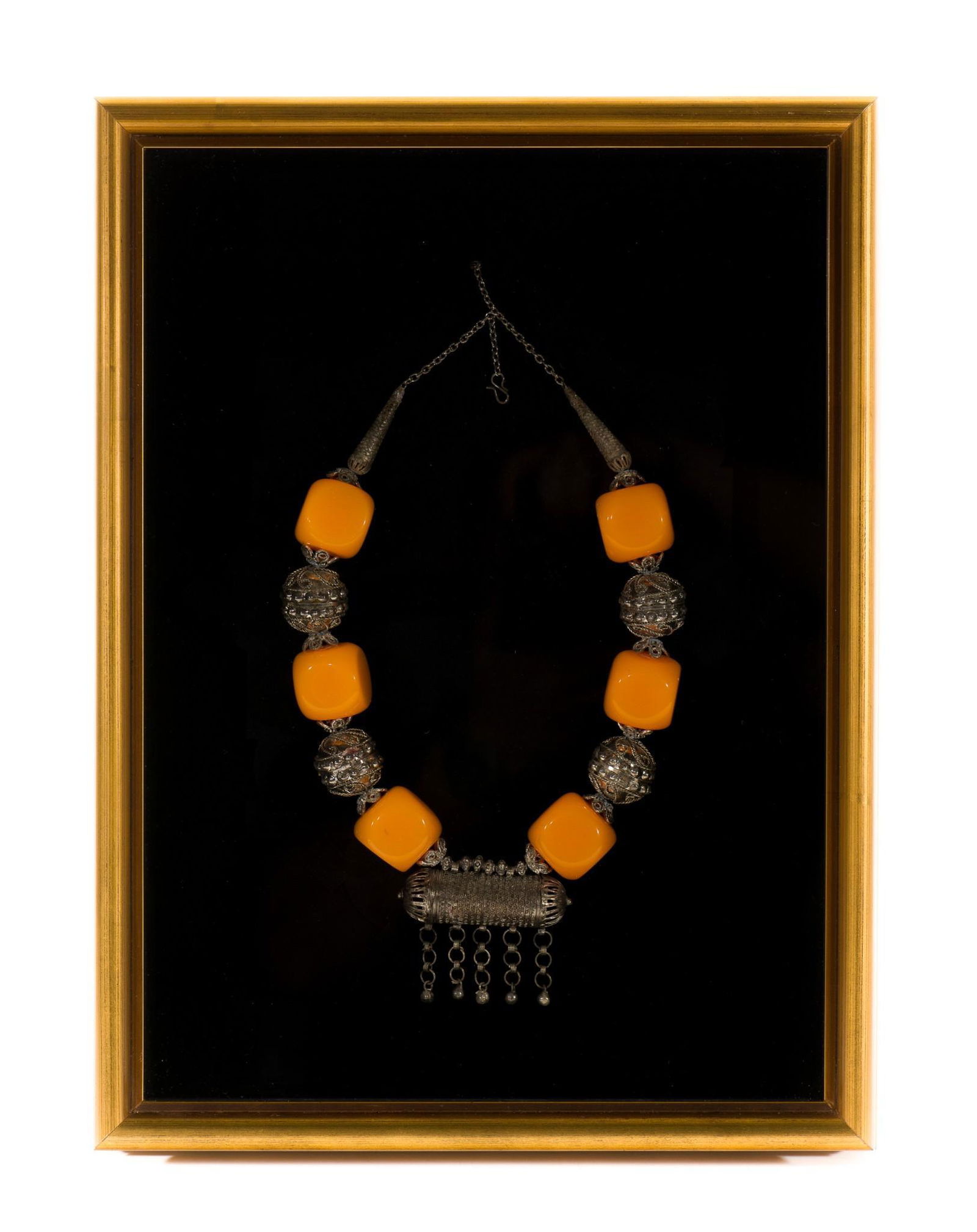 Yemen Bedouin Amber and Silver Necklace (1 of 2)