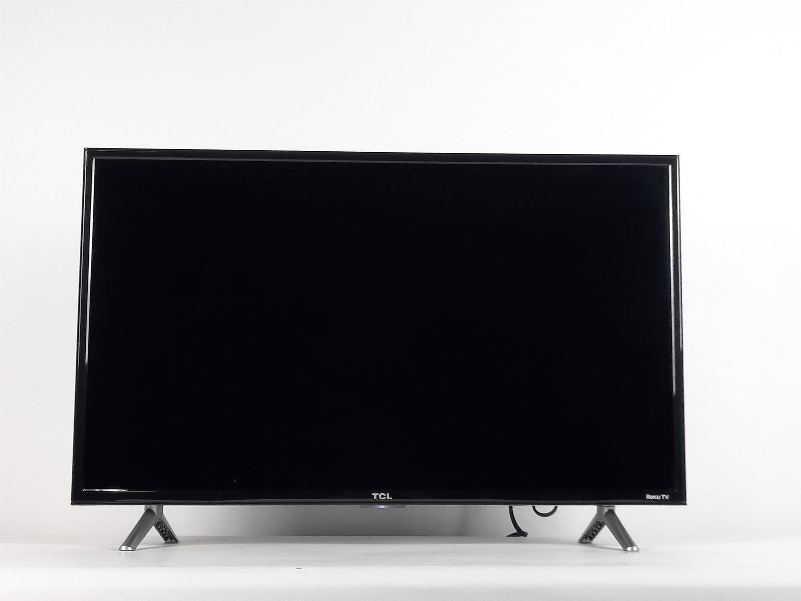 32" TCL Roku TV (1 of 4)