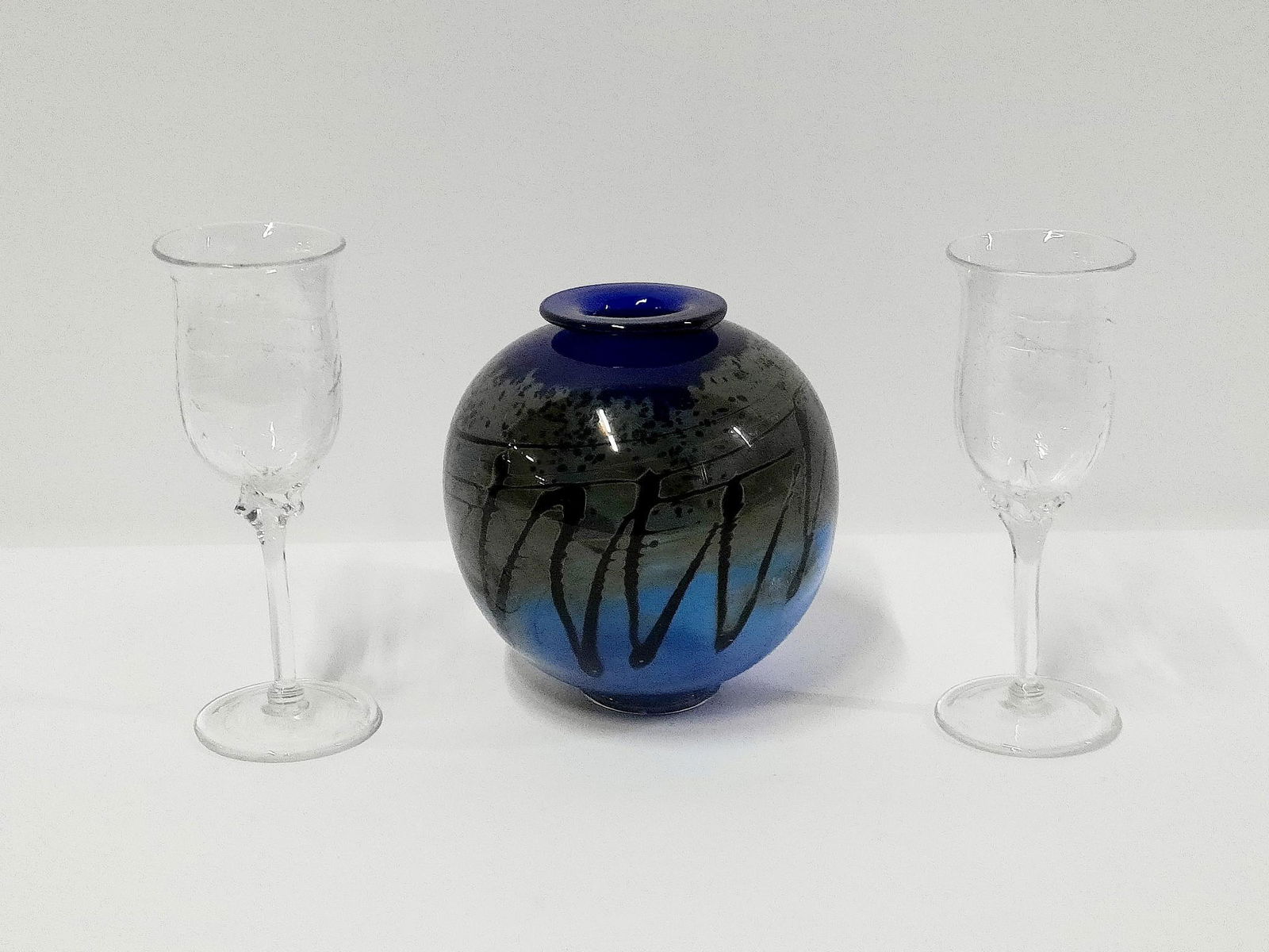 3 Pcs Signed Art Glass incl Pr Stem Crackle Stemware (1 of 5)