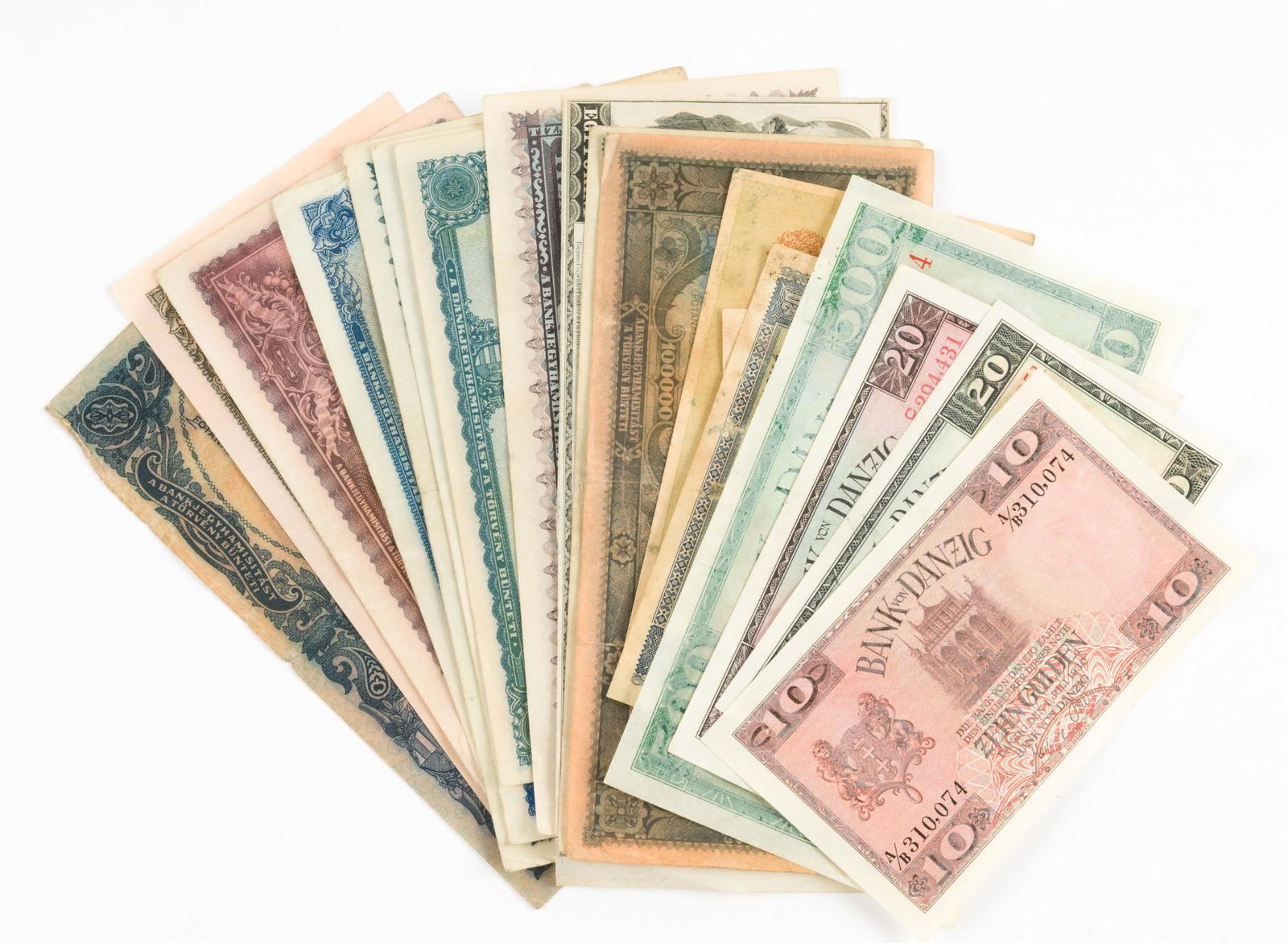 18 Pcs European Currency (1 of 7)