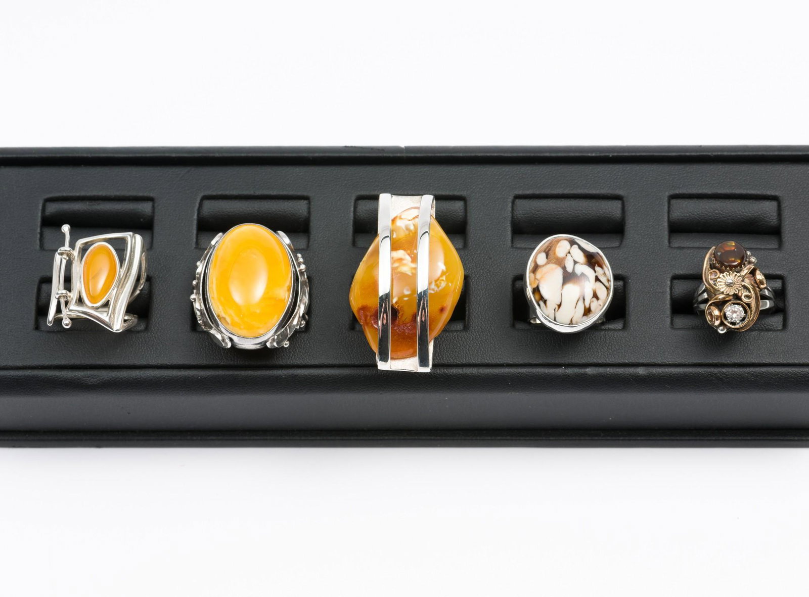 5 Sterling Rings Incl Amber (1 of 15)