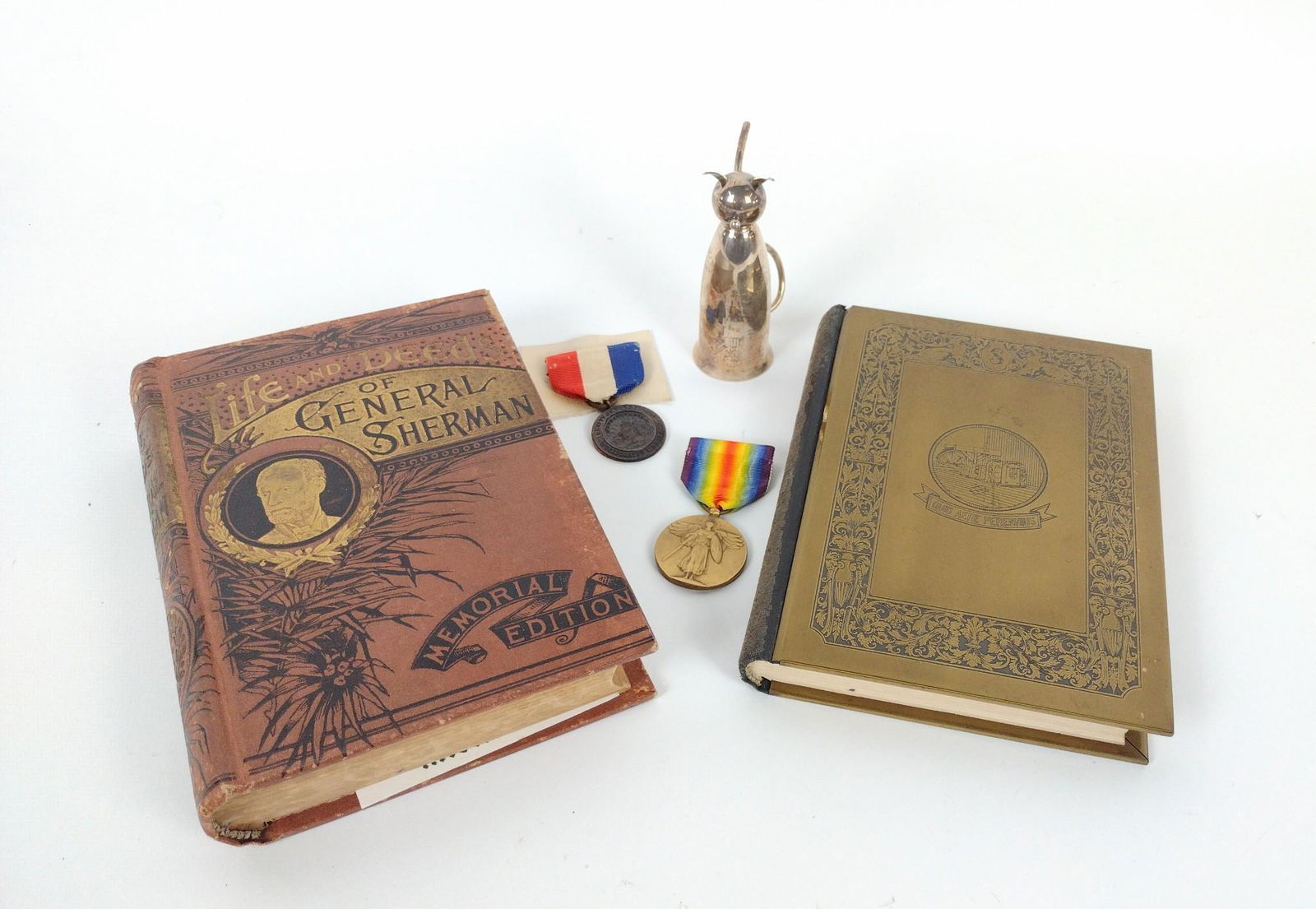 2 Military Medals & 2 Books (1 of 8)