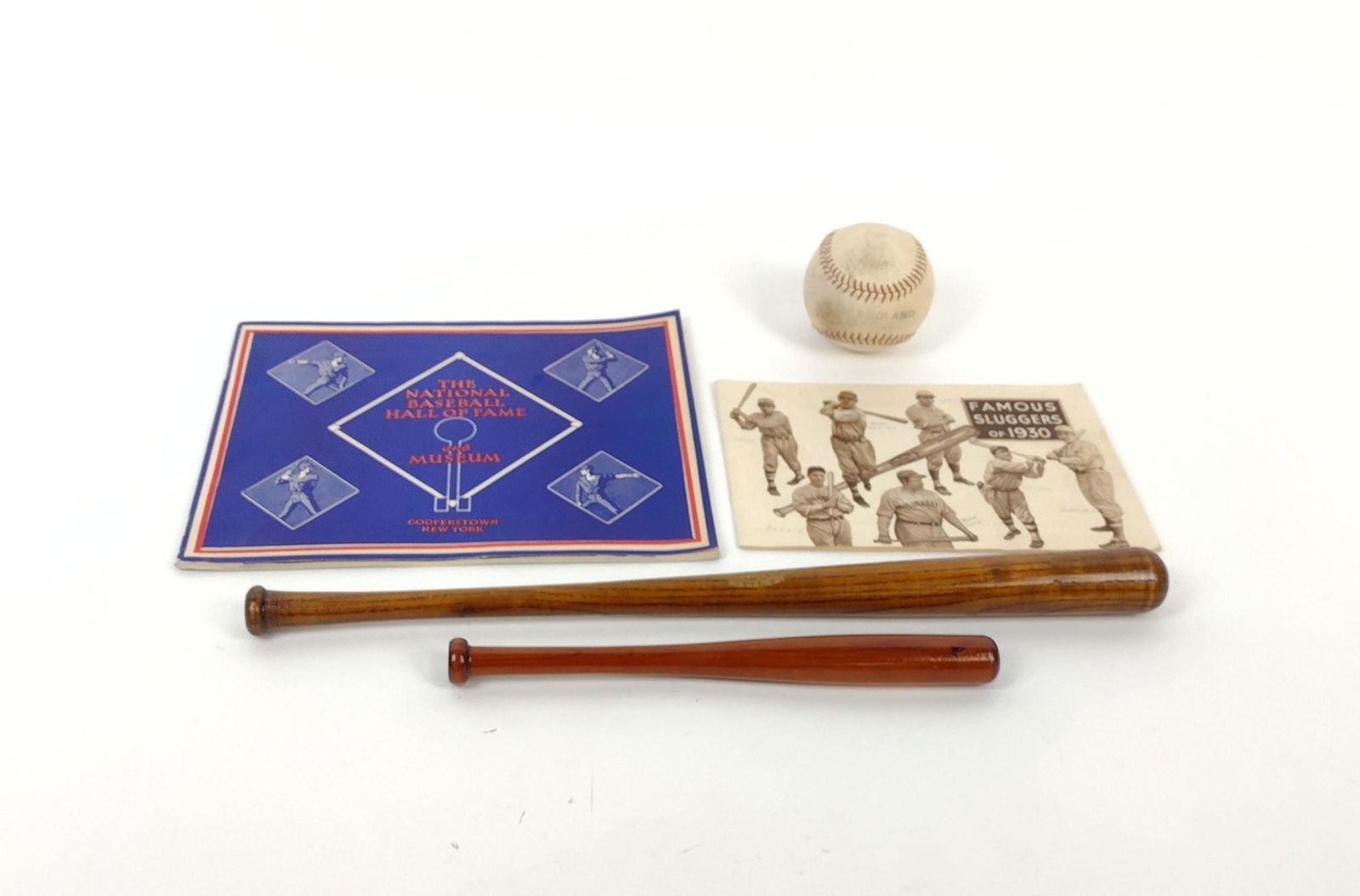 5 Pcs Baseball Memberbilia incl Mini Bat (1 of 13)