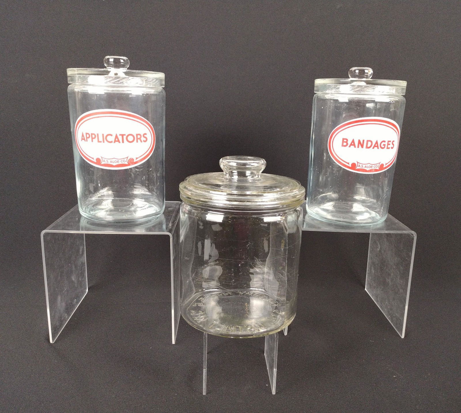 3 Glass Canisters Incl Bandages (1 of 3)