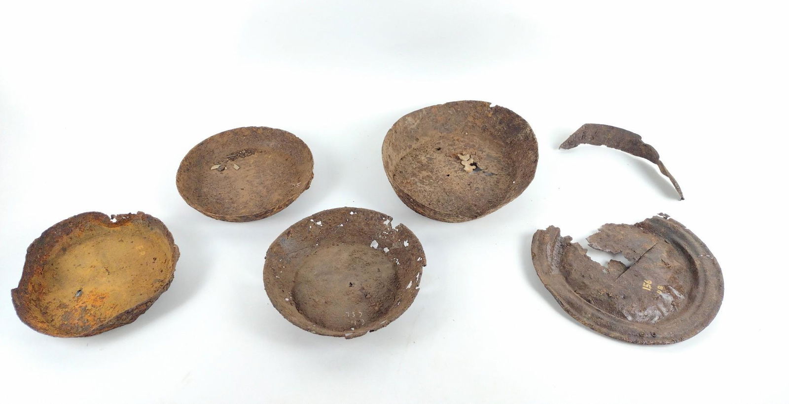 6 Civil War Relics Incl Plates (1 of 3)