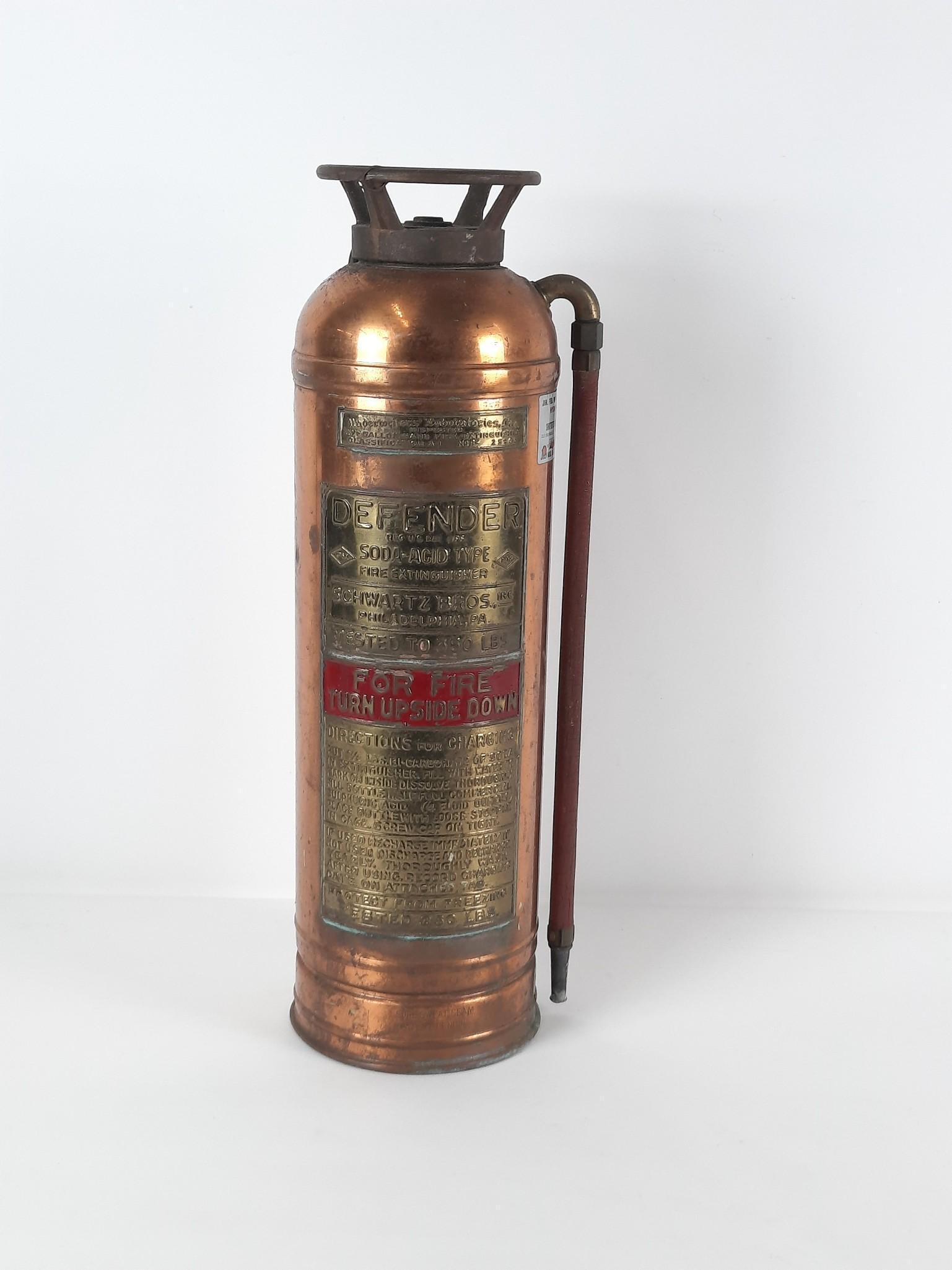 Schwartz Bros. Inc. Fire Extinguisher: No. B25907. 8" wide x 24" high. Contents are full. Some oxidation. LR The item(s) in this lot are being sold for the Estate of Stephen Reed. IMPORTANT: Before bidding, please read the terms and condit