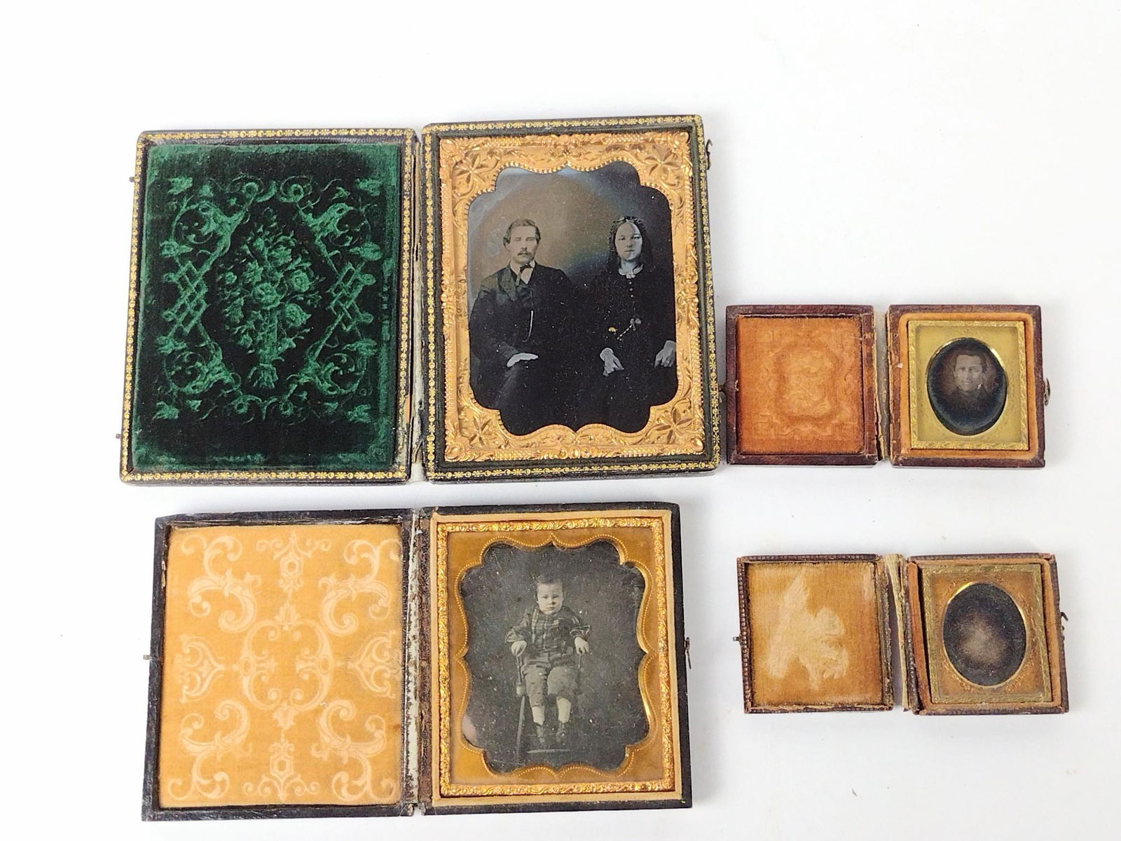 4 Cased Images Incl Miniature (1 of 2)
