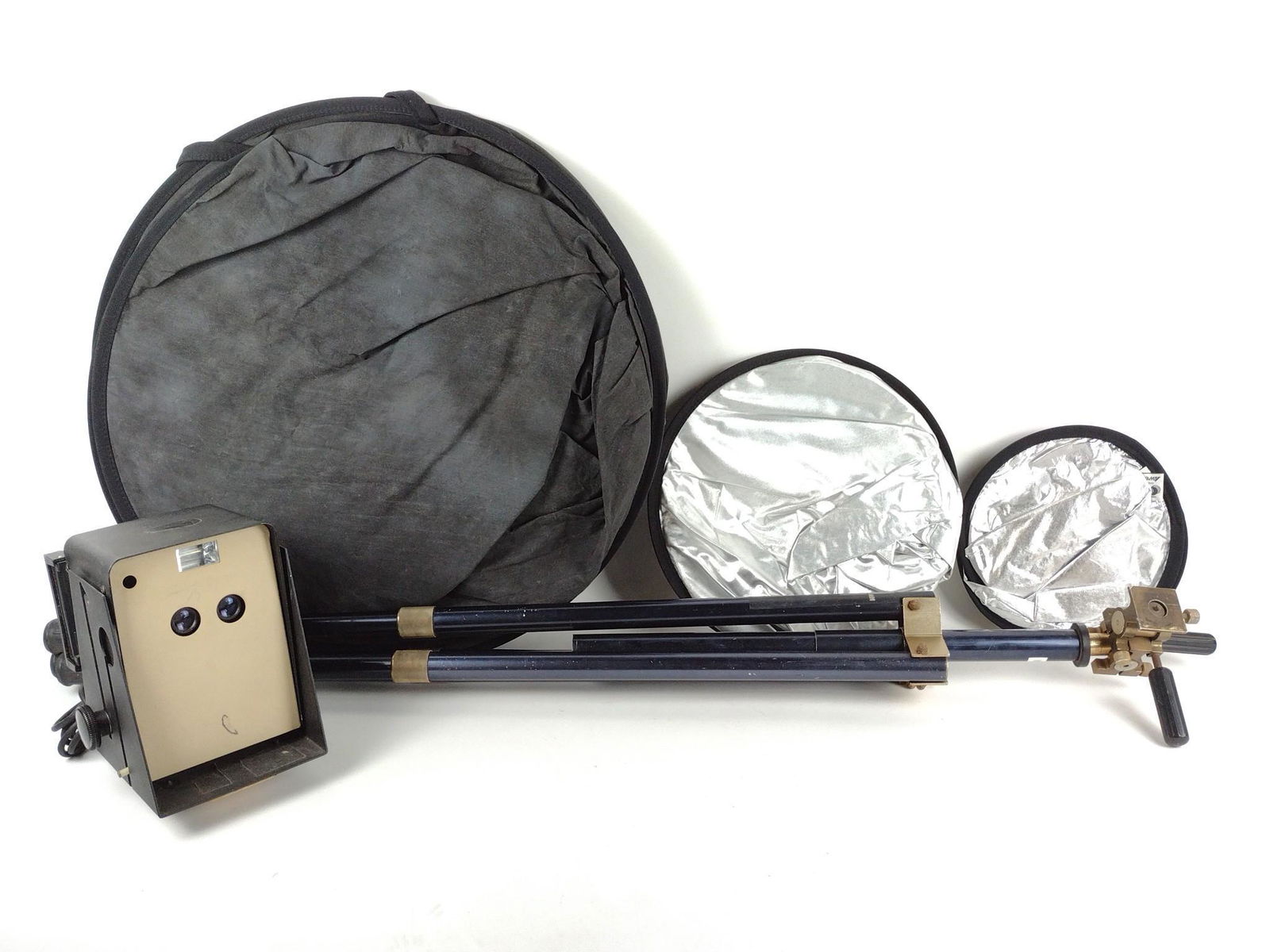5 Camera Accessories Incl Reflector (1 of 5)