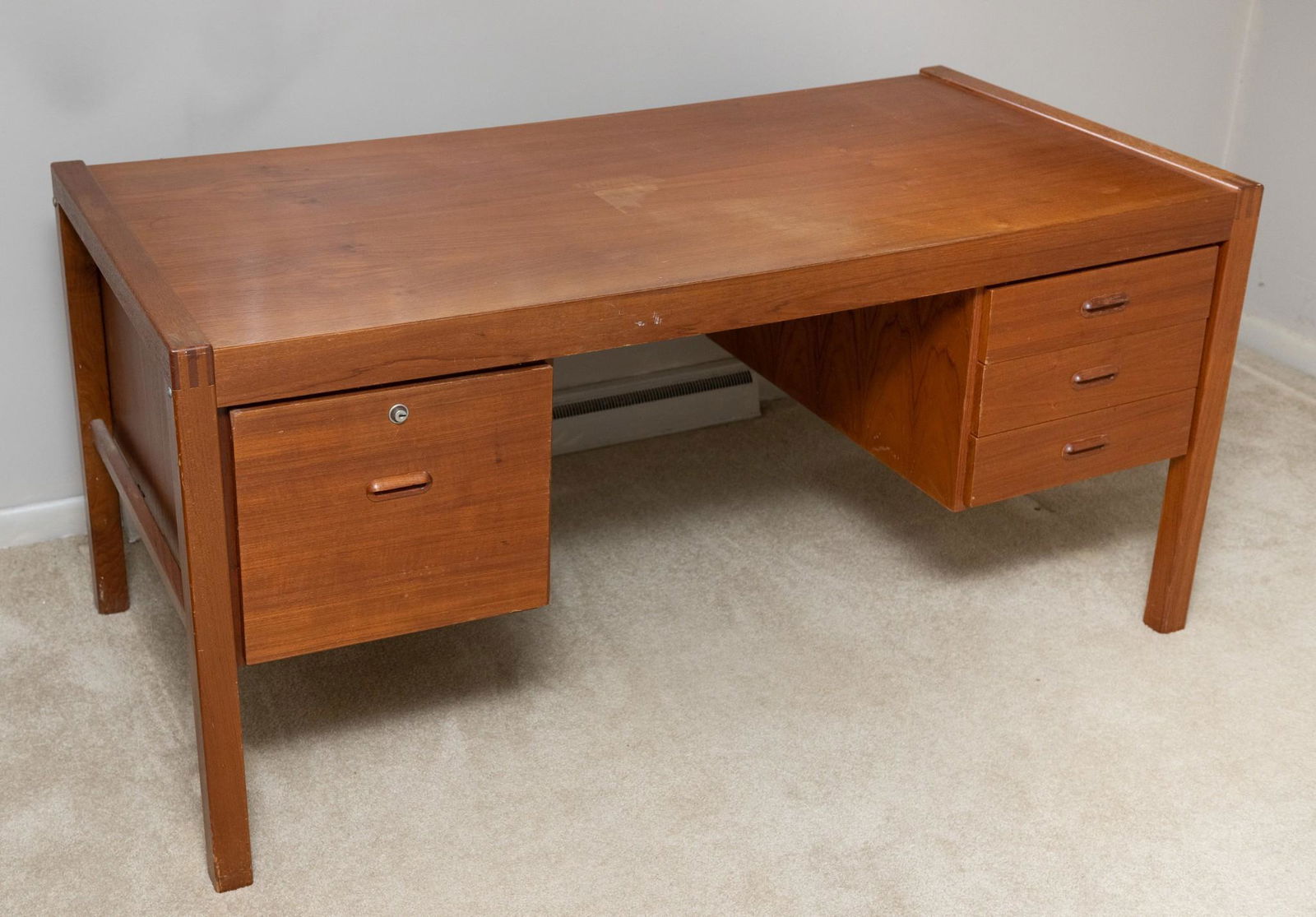 Bent Silberg Mobler Mid Century Modern Desk (1 of 7)