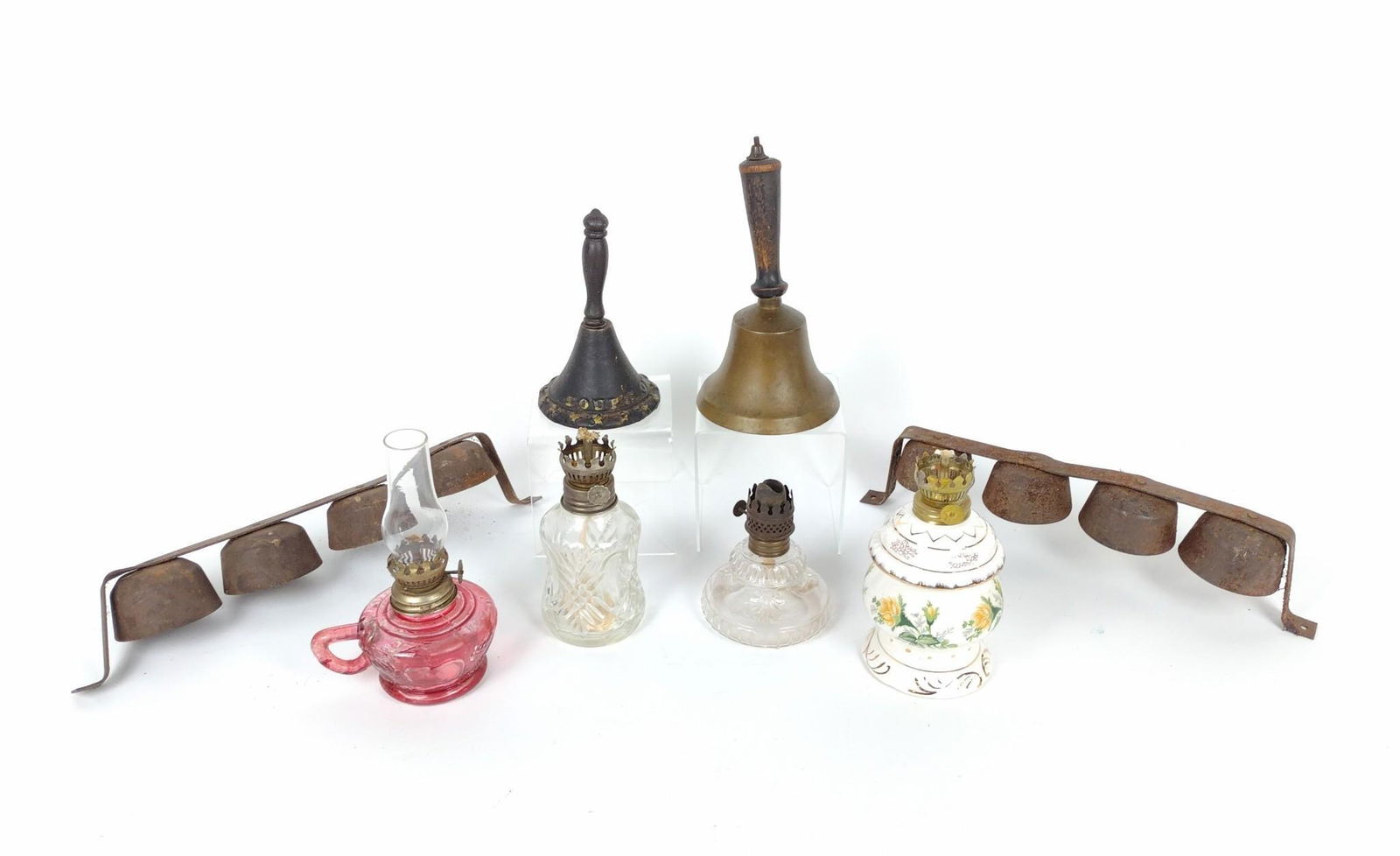 8 Pcs Bells & Miniature Oil Lamps (1 of 3)