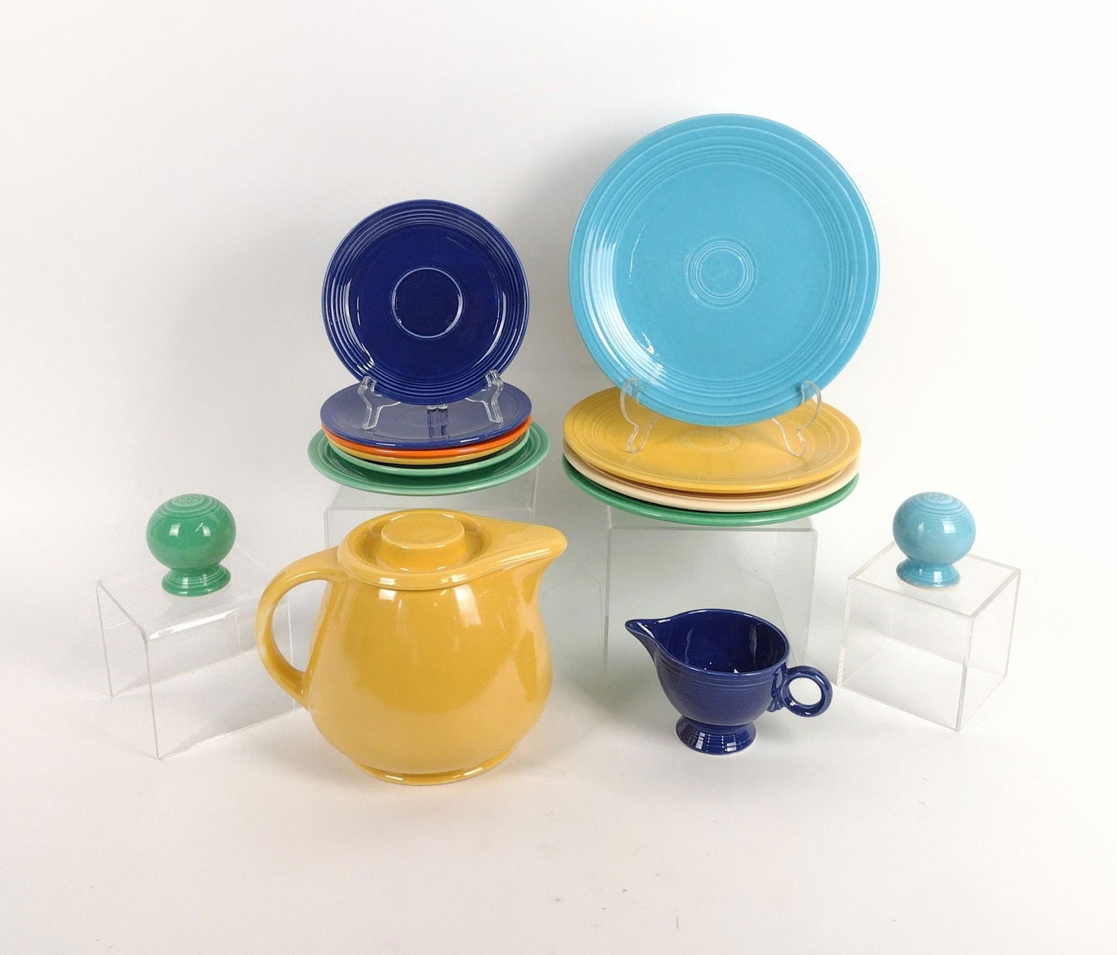 15 Pcs Fiestaware incl Pitcher (1 of 5)