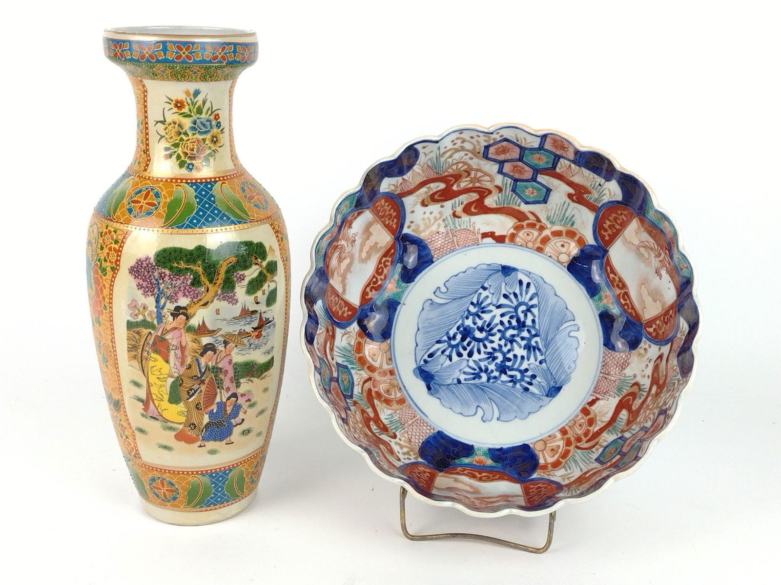 2 Pcs Incl Imari Bowl & Chinese Vase (1 of 4)
