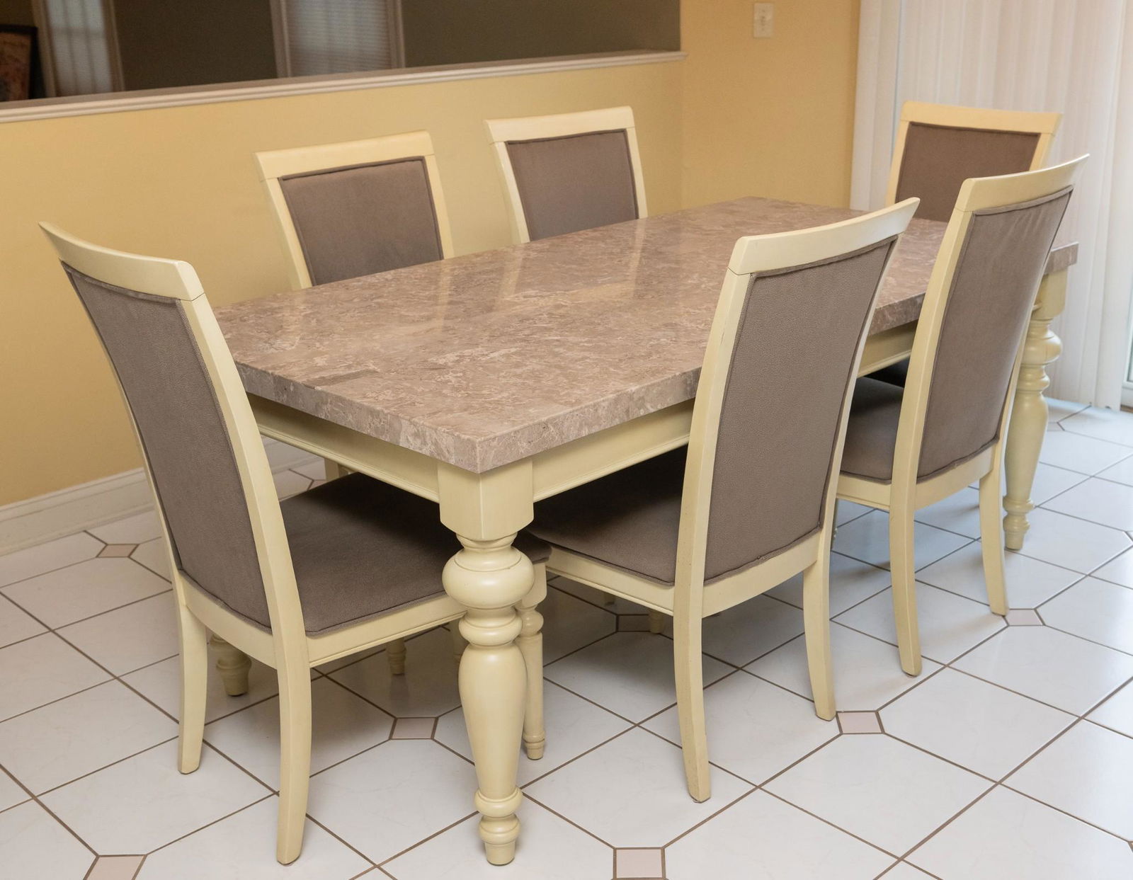 7 Pc Acme Furniture Industries Dining Set (1 of 8)