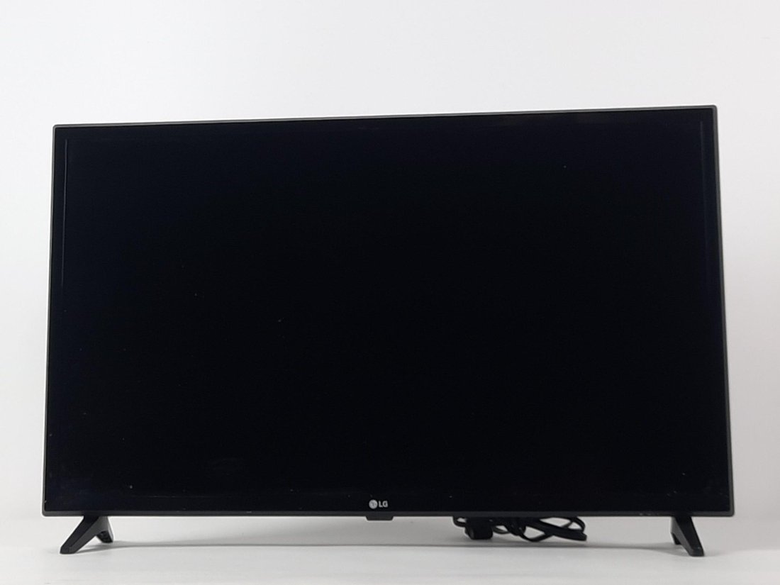 LG 32" T.V. (1 of 3)