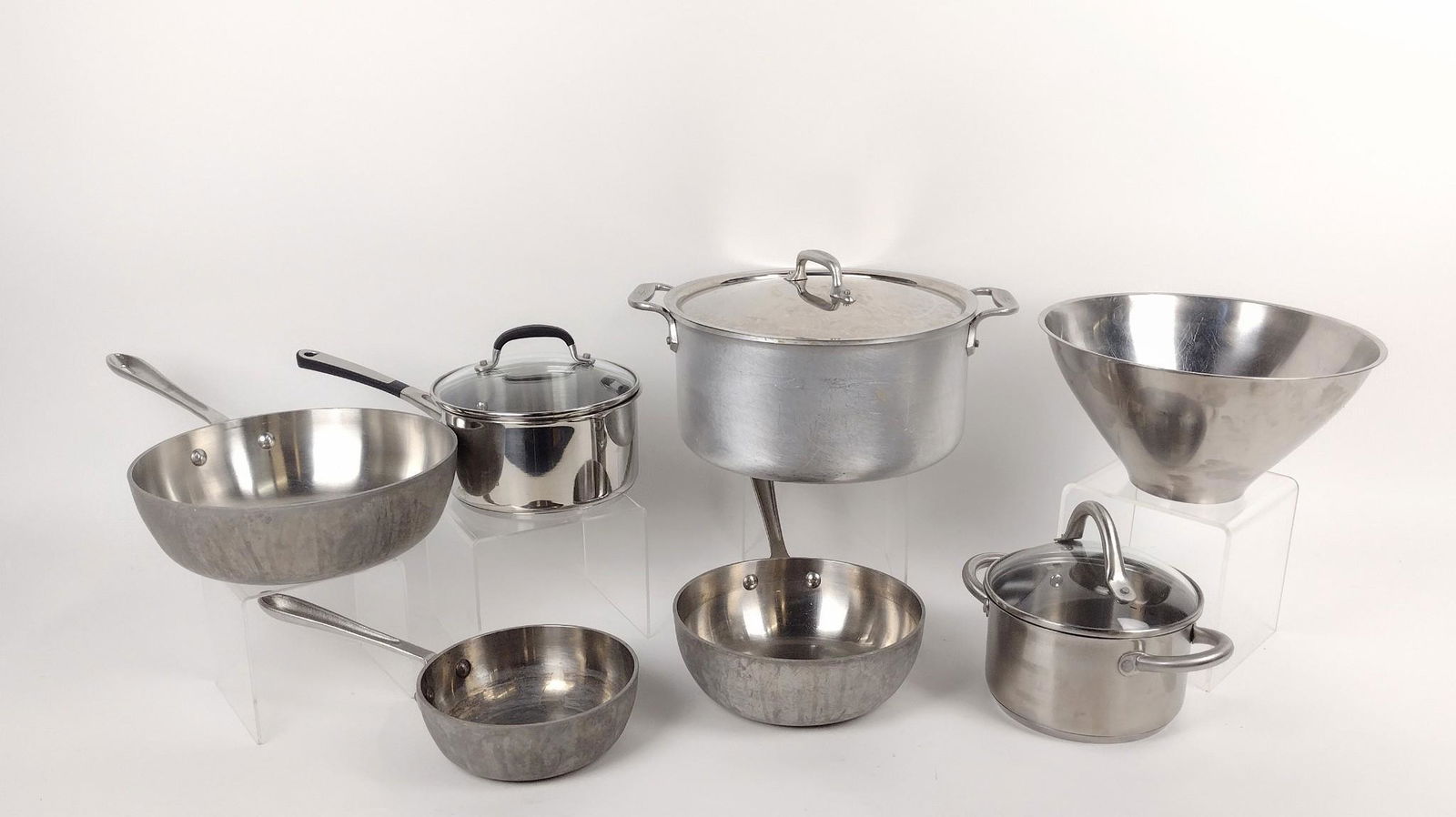 7 Pcs Kitchenware incl All Clad (1 of 5)
