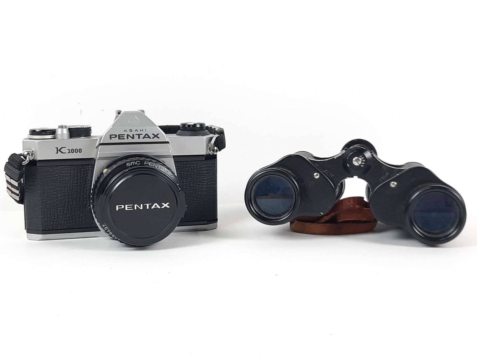 Pentax K1000 Camera and Kleeratco 6 x 30 Binoculars (1 of 5)