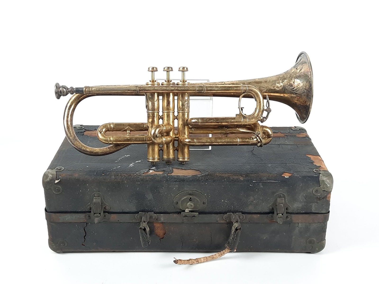 Frank Horton Couturier Engraved Trumpet (1 of 8)
