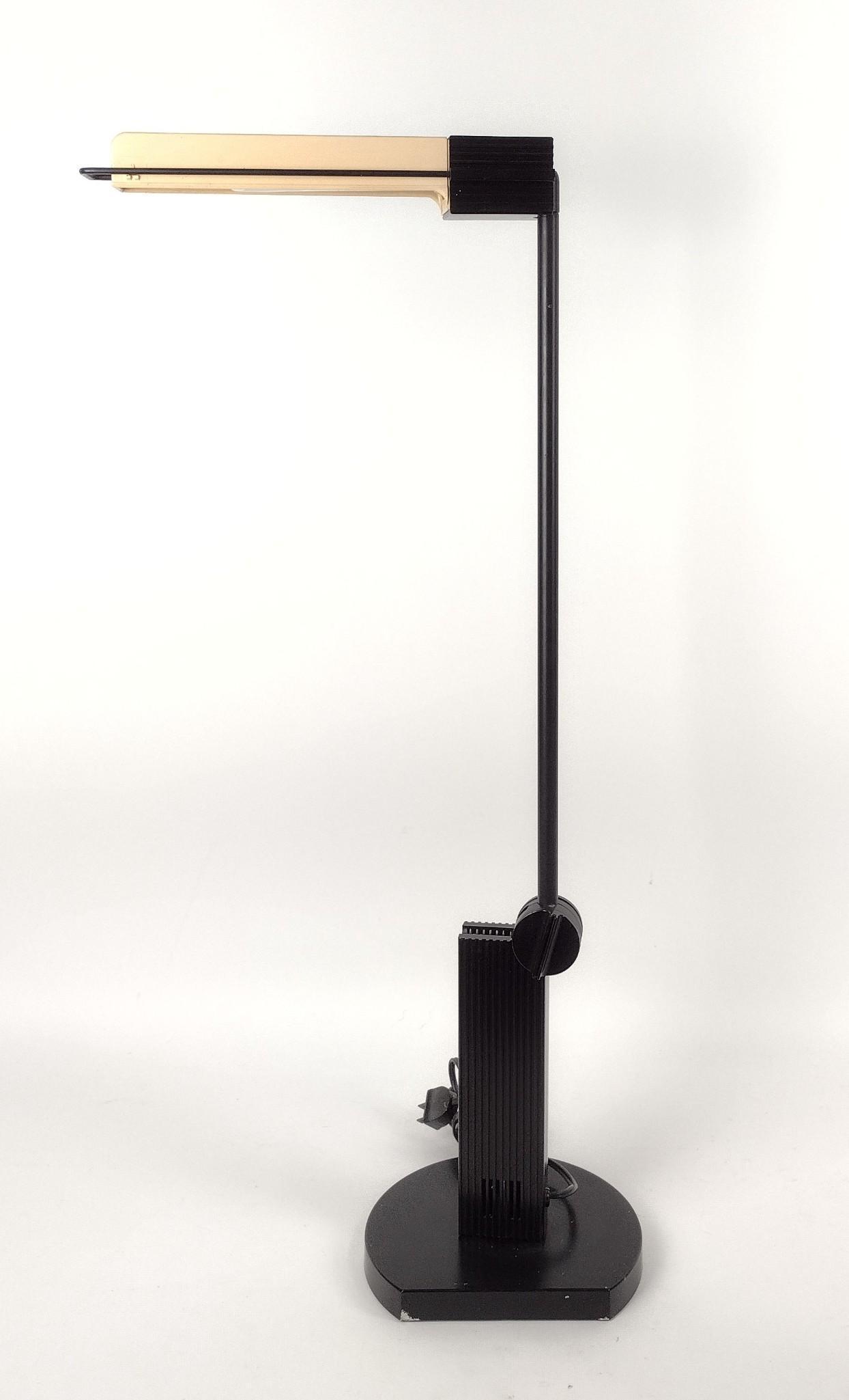 Artemide "Alistro" Desk Lamp (1 of 3)