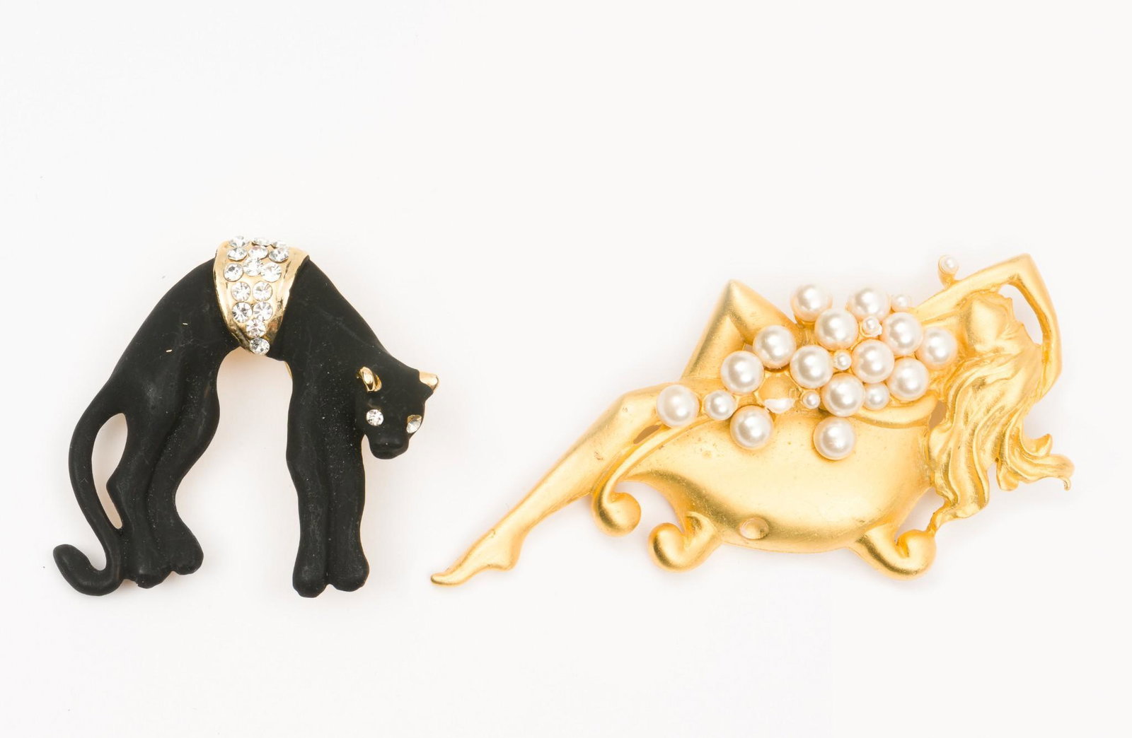 2 Vintage Costume Brooches in Jonette Jewlery: Woman in bathtub signed JJ for Jonette Jewelry; missing one faux pearl. 1-7/8" to 3-1/8" wide. MH. IMPORTANT: Before bidding, please read the terms and conditions. When you registered for the auction 