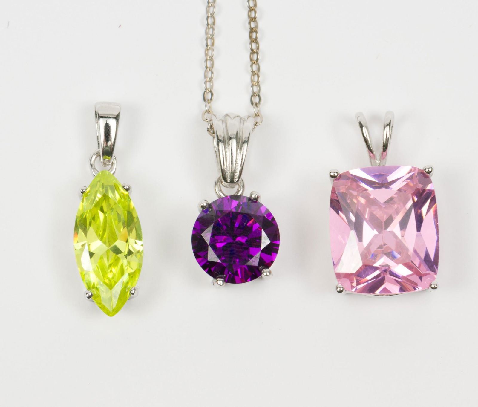 Lenox Timeless Trio Pendant Set (1 of 9)