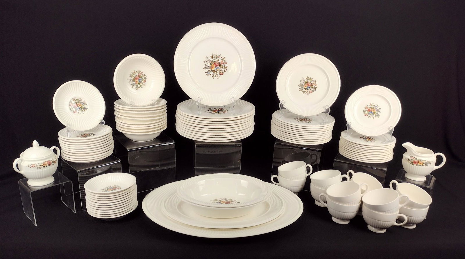 89 Pcs Conway Wedgwood Edme Dish Set: Plate: 10-1/2" diameter. MEG IMPORTANT: Before bidding, please read the terms and conditions. When you registered for the auction you agreed to these terms and will be required to comply with them.