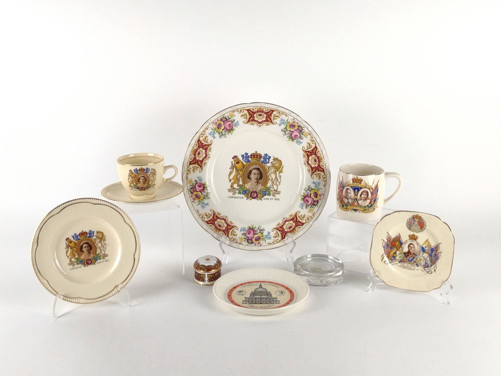 9 Pcs Royal Commemoratives Incl Charles & Diana (1 of 13)