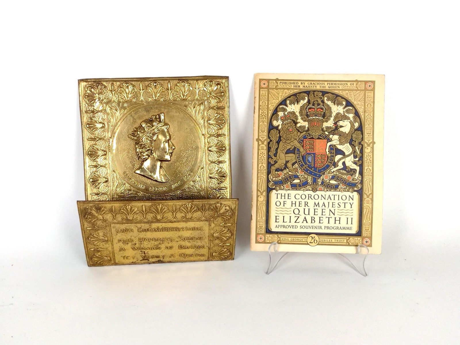 2 Pcs Queen Elizabeth Coronation Commemoratives (1 of 10)