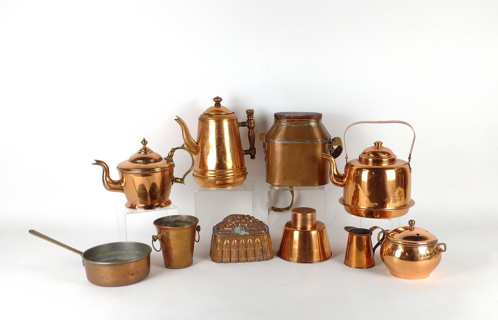 10 Pcs Copper Incl Kettles and Molds (1 of 4)