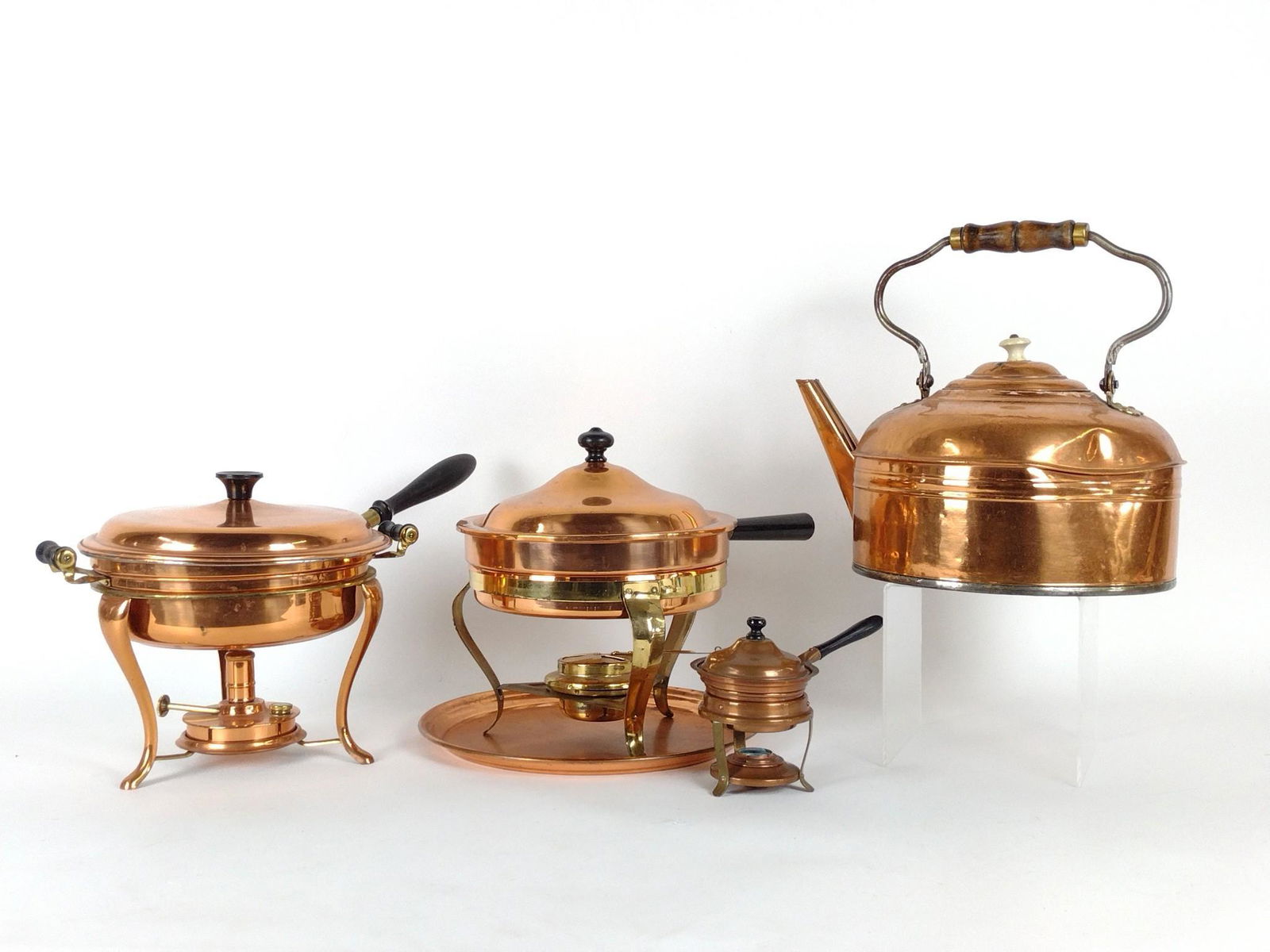 4 Copper Chaffing Dishes & Kettle (1 of 4)